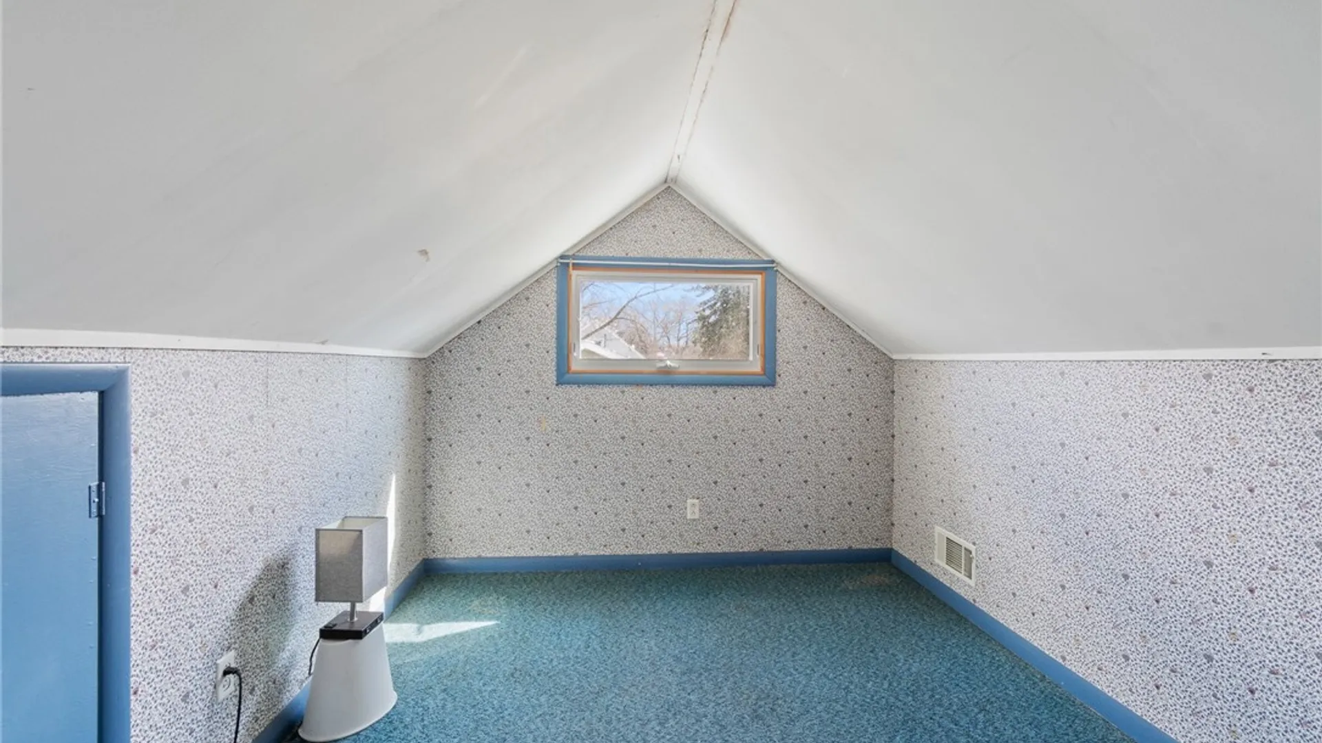 Property at 6302 Bennett Street, Williamson, NY 14589 25