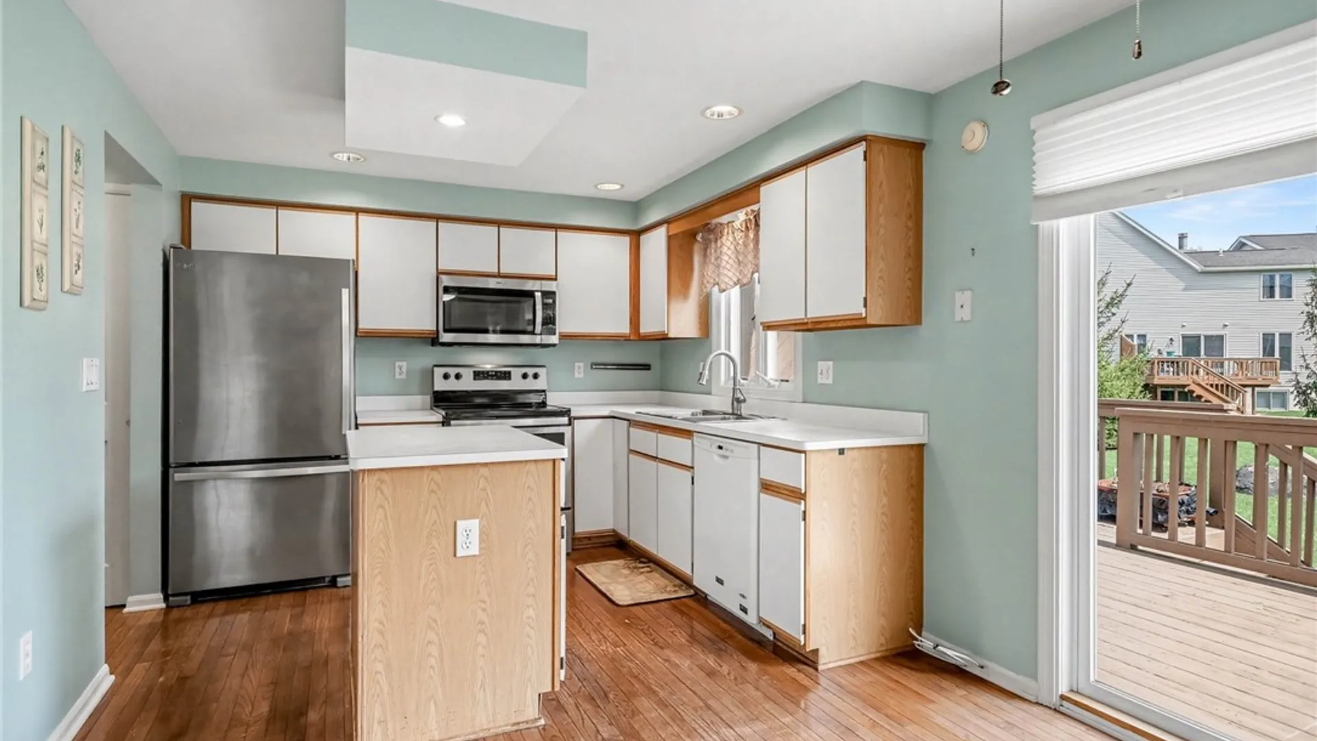 Property at 32 Wind Loft Circle, Perinton, NY 14450 11