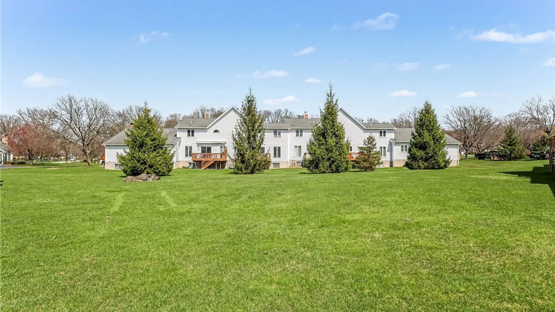 Property at 32 Wind Loft Circle, Perinton, NY 14450 25