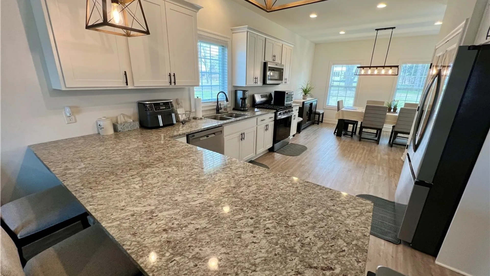 Property at 3050 Pleasant Avenue, Hamburg, NY 14075 11