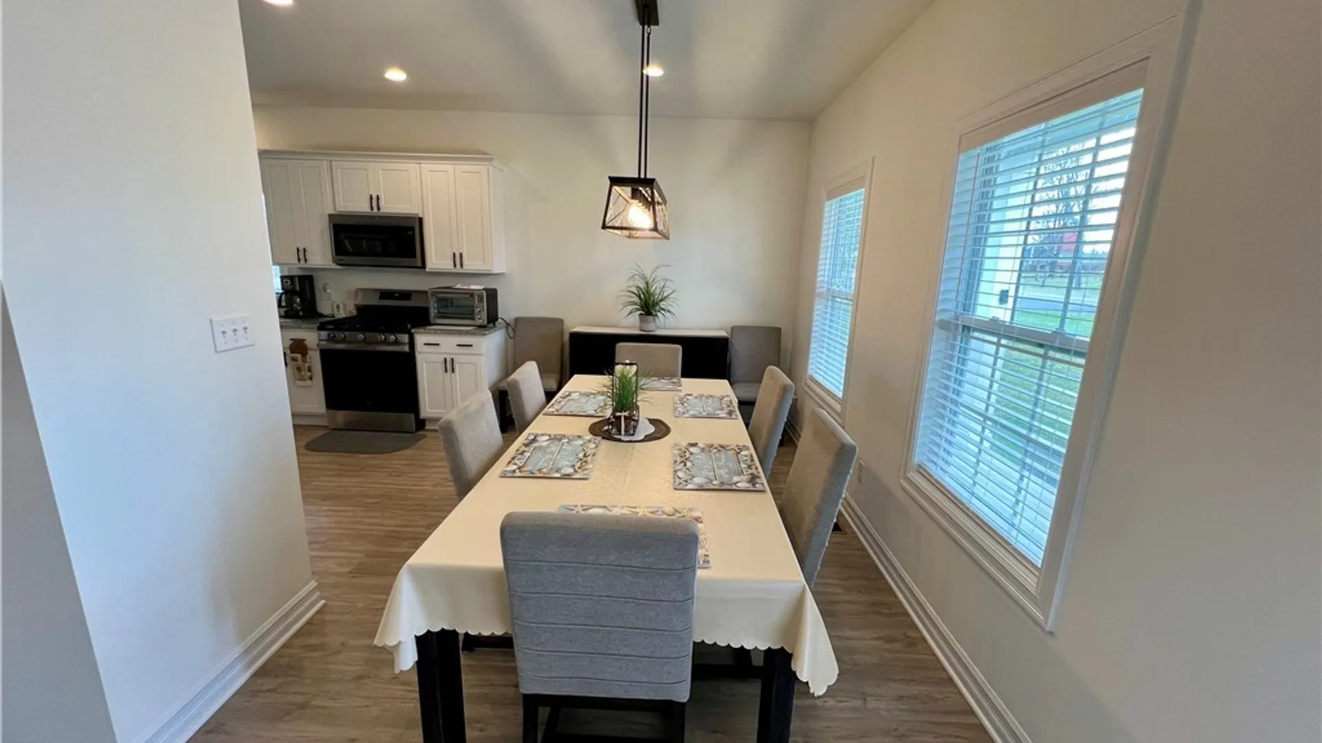 Property at 3050 Pleasant Avenue, Hamburg, NY 14075 7