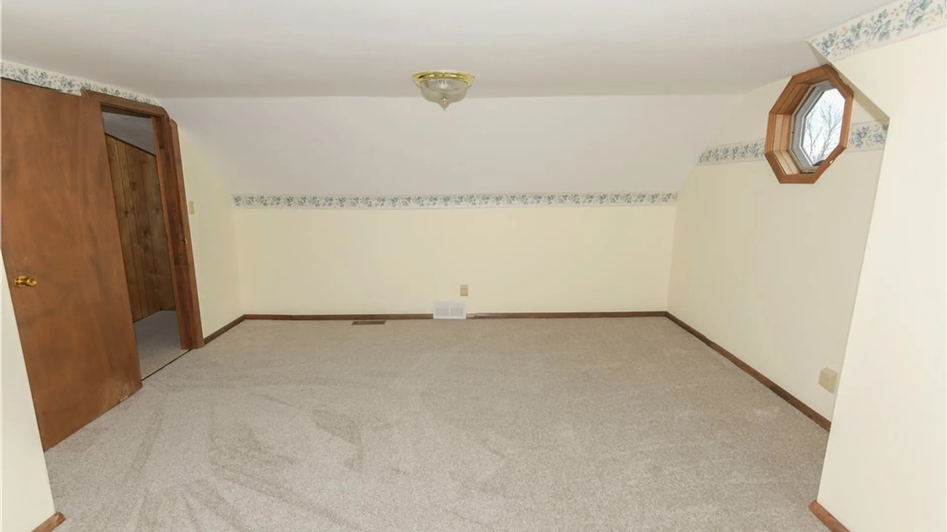 Property at 1000 Saunders Settlement Road, Lewiston, NY 14305 19