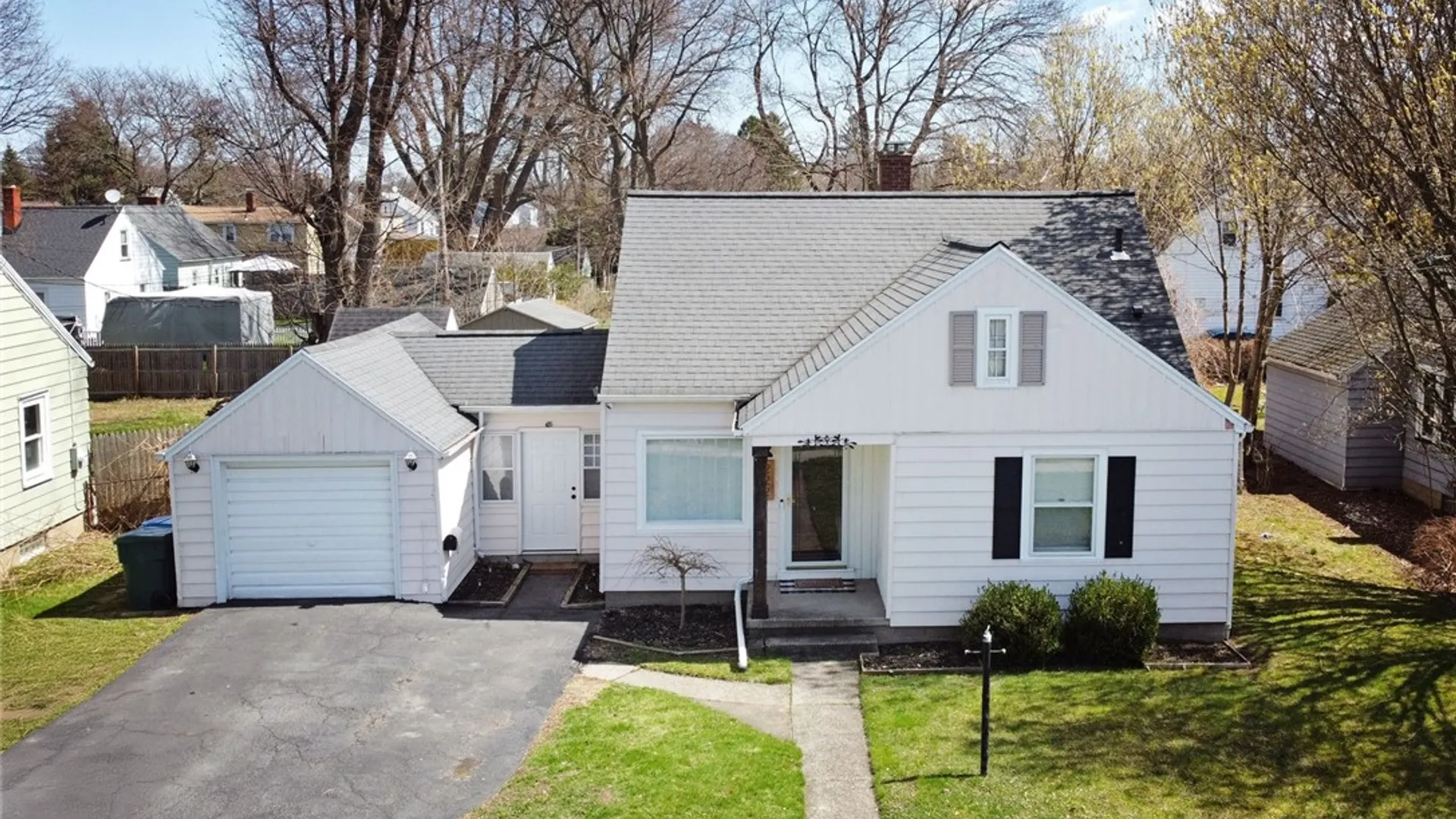 Property at 222 Oakwood Road, Rochester, NY 14616 3