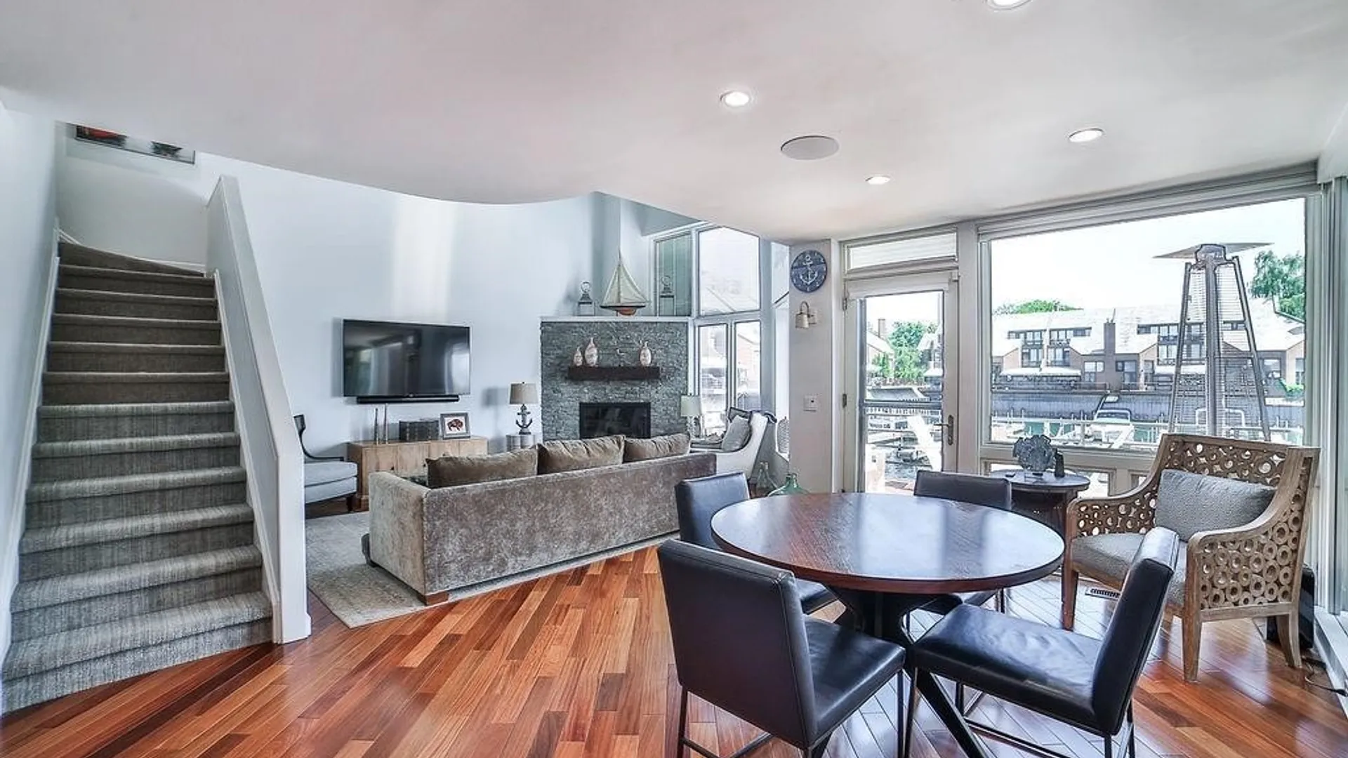 Property at 252 Rivermist Drive, Buffalo, NY 14202 12