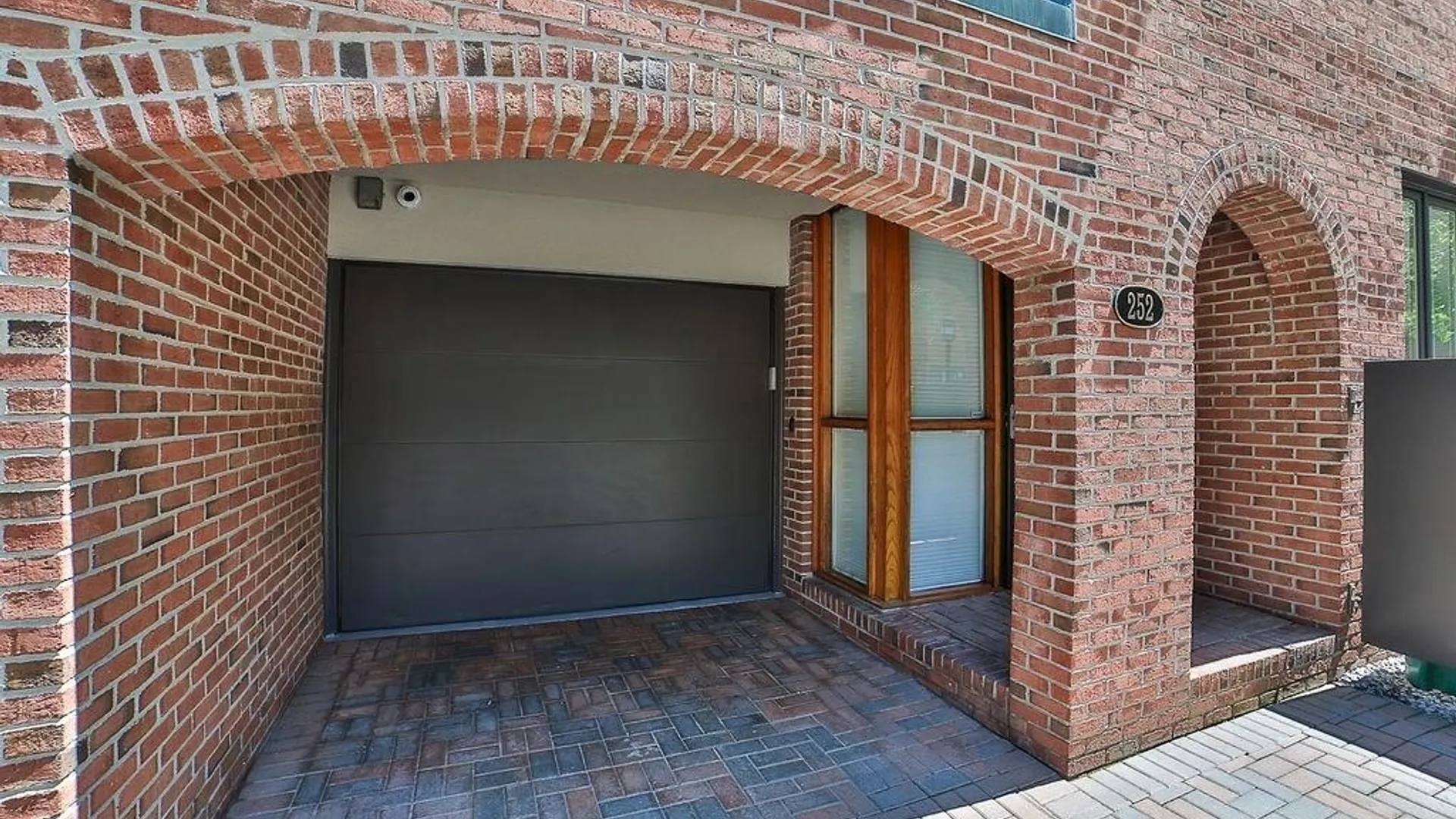 Property at 252 Rivermist Drive, Buffalo, NY 14202 2