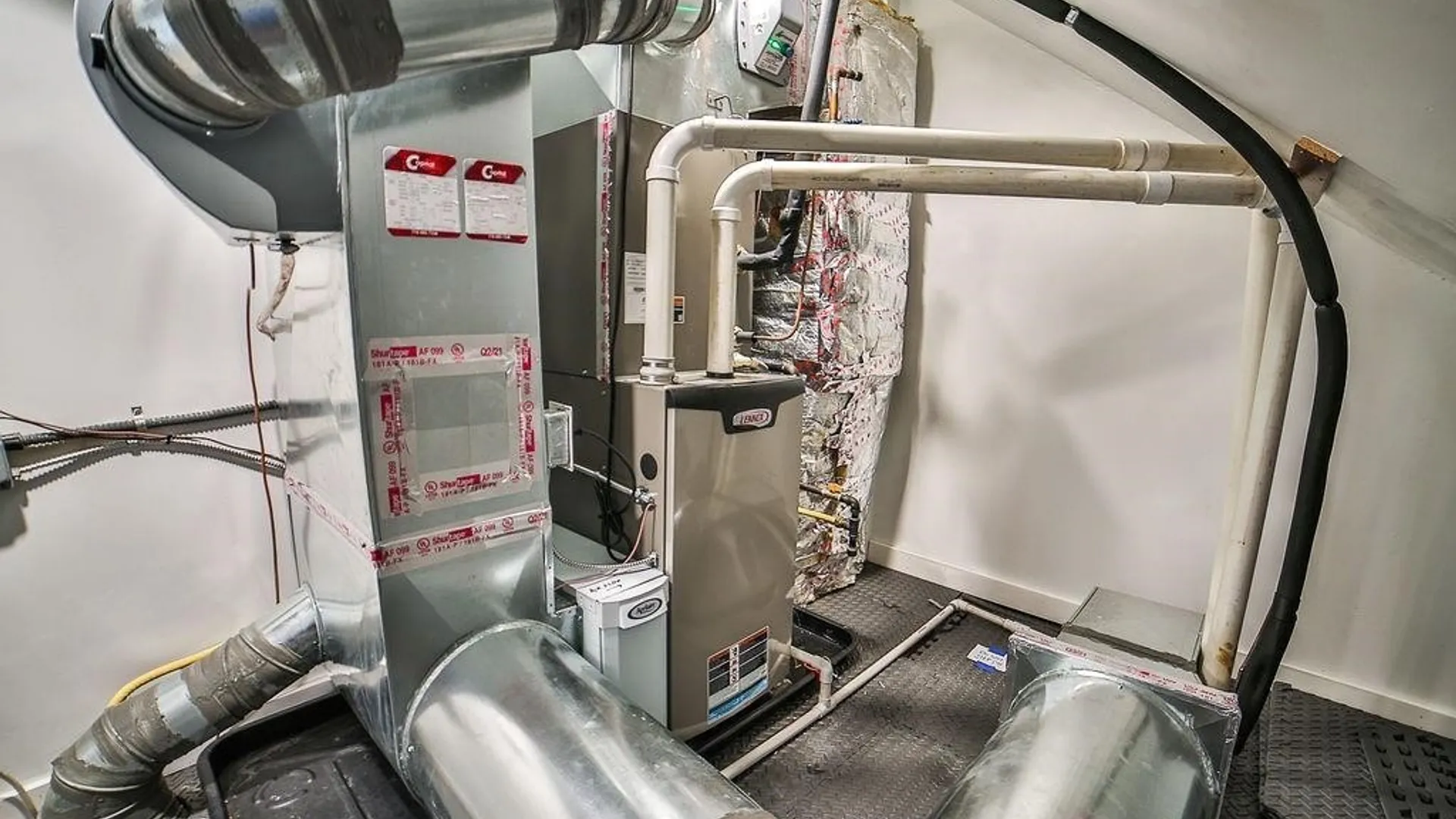 Property at 252 Rivermist Drive, Buffalo, NY 14202 40