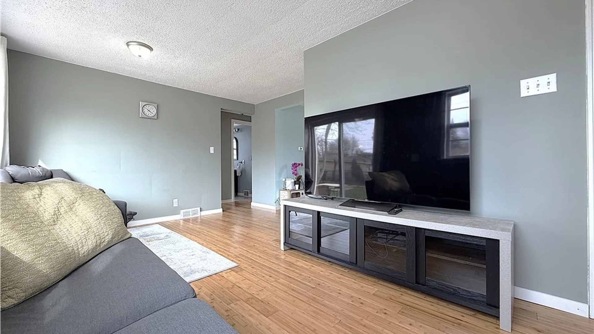 Property at 723 Longmeadow Road, Amherst, NY 14226 12