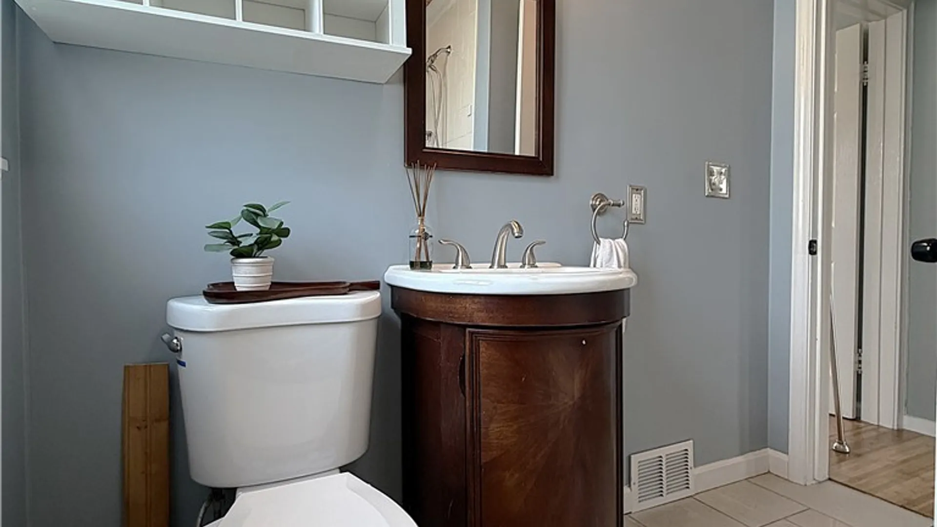 Property at 723 Longmeadow Road, Amherst, NY 14226 16