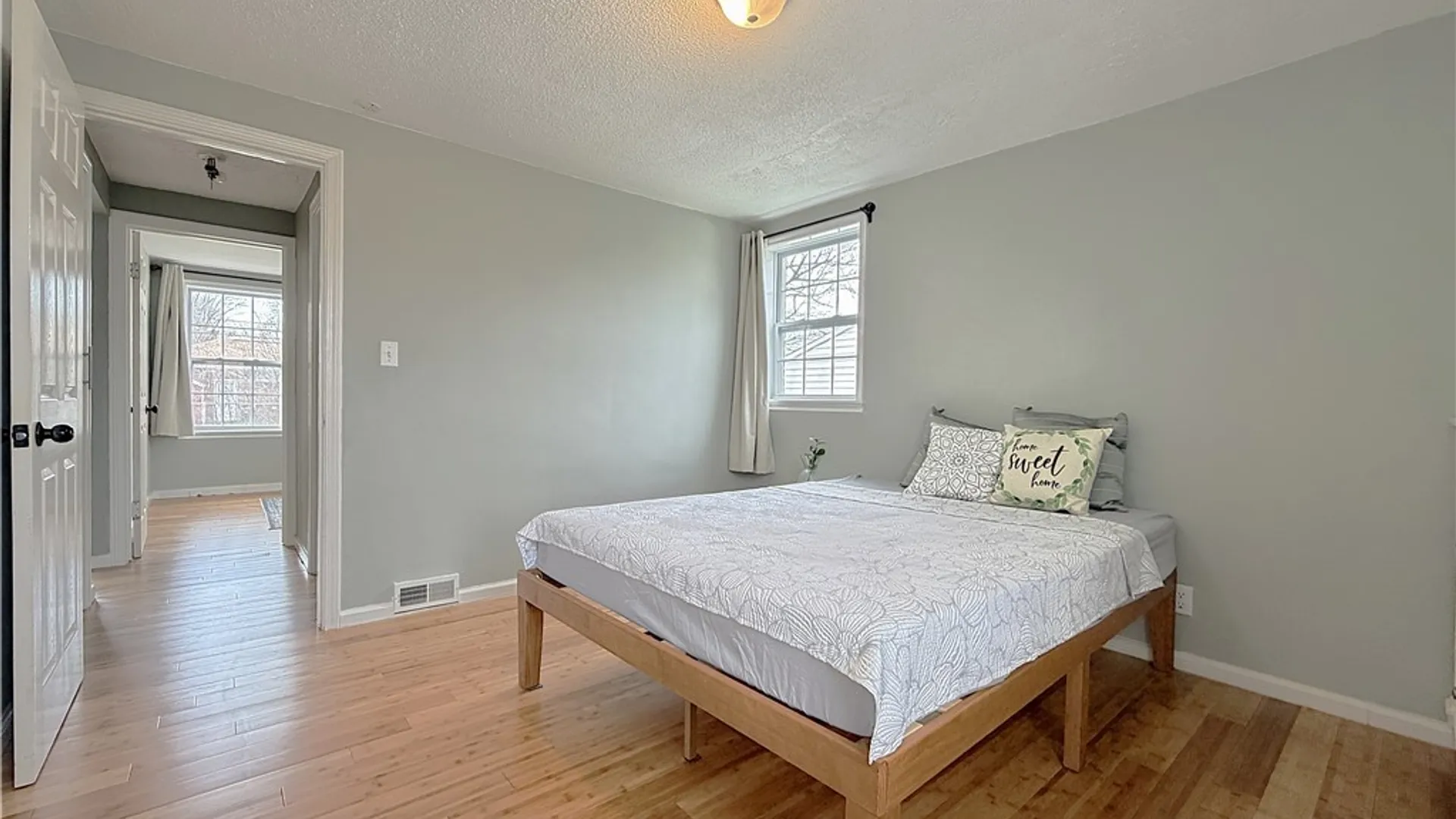 Property at 723 Longmeadow Road, Amherst, NY 14226 18