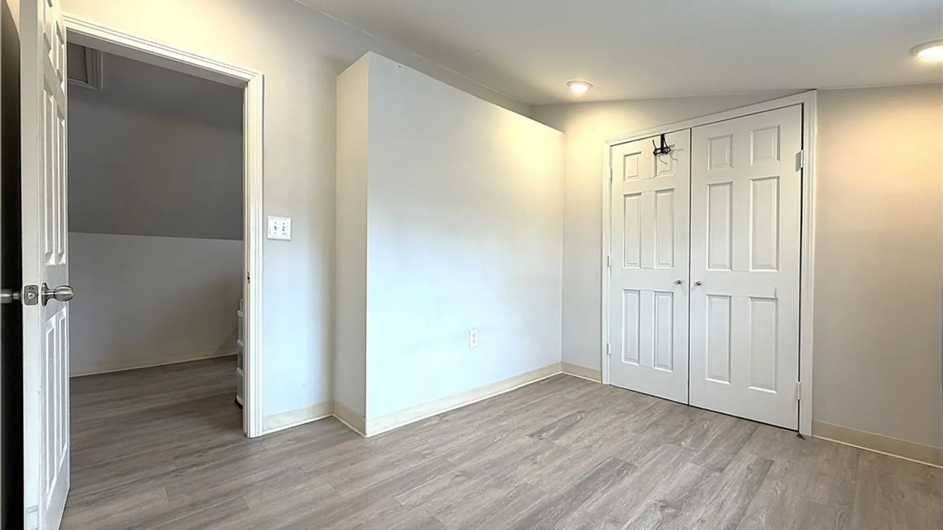 Property at 723 Longmeadow Road, Amherst, NY 14226 20