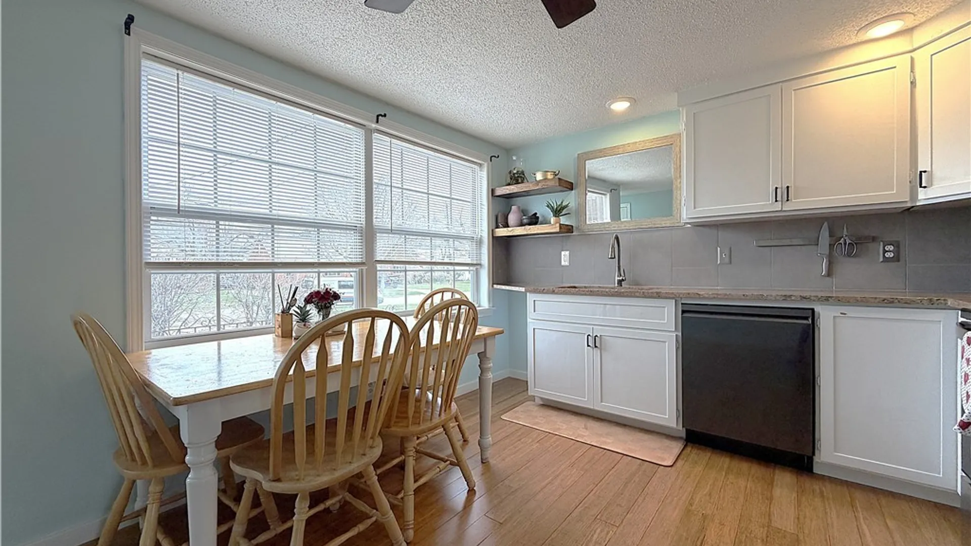 Property at 723 Longmeadow Road, Amherst, NY 14226 4