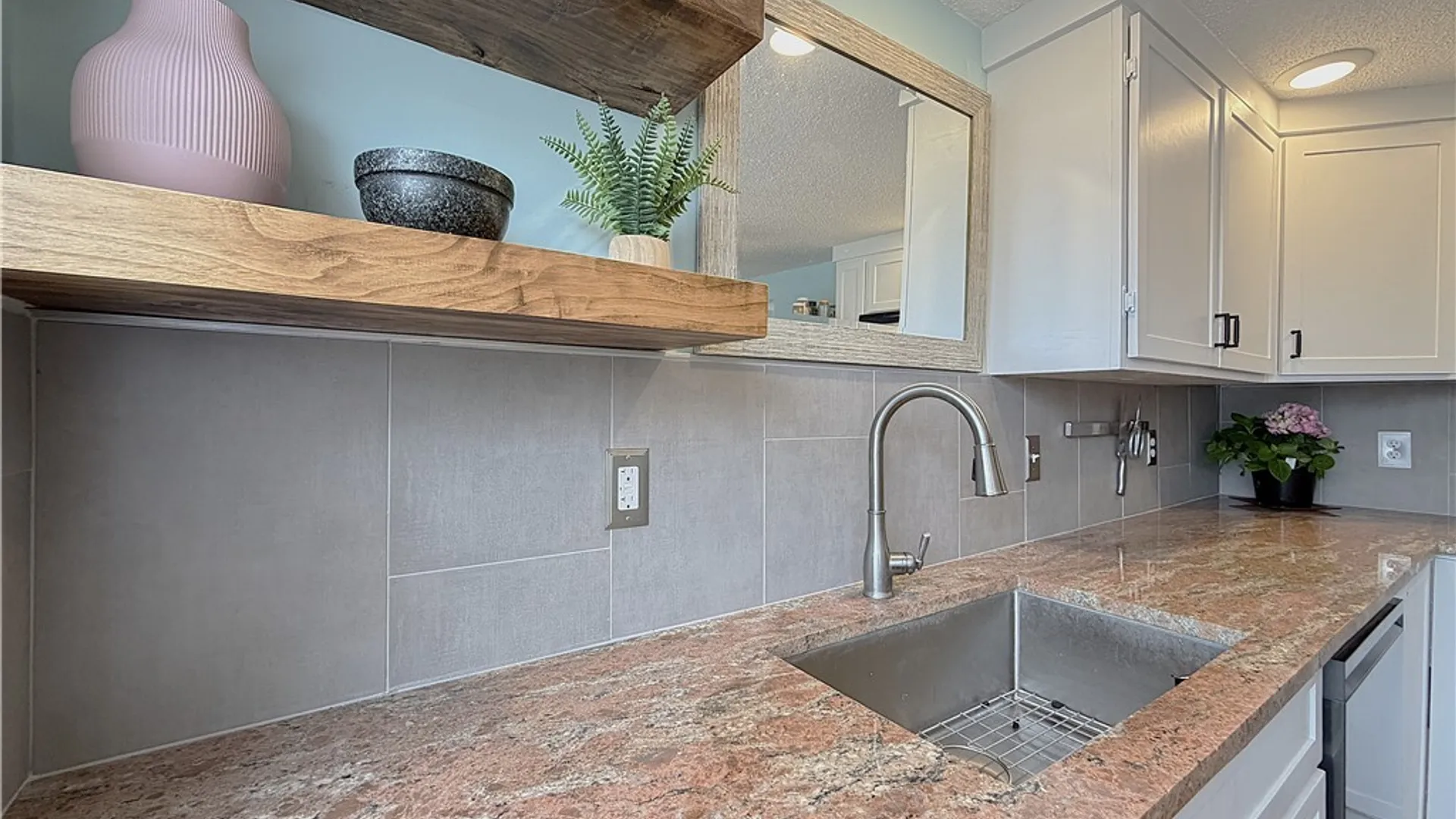 Property at 723 Longmeadow Road, Amherst, NY 14226 6