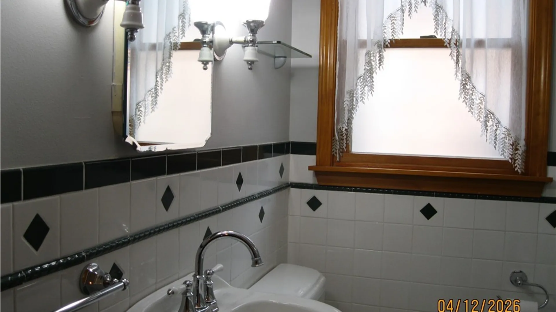 Property at 39 Crystal Avenue, Buffalo, NY 14220 12