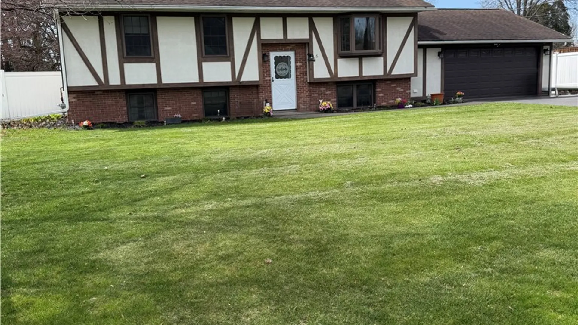 Property at 6 Redwing Lane, Horseheads, NY 14845 2