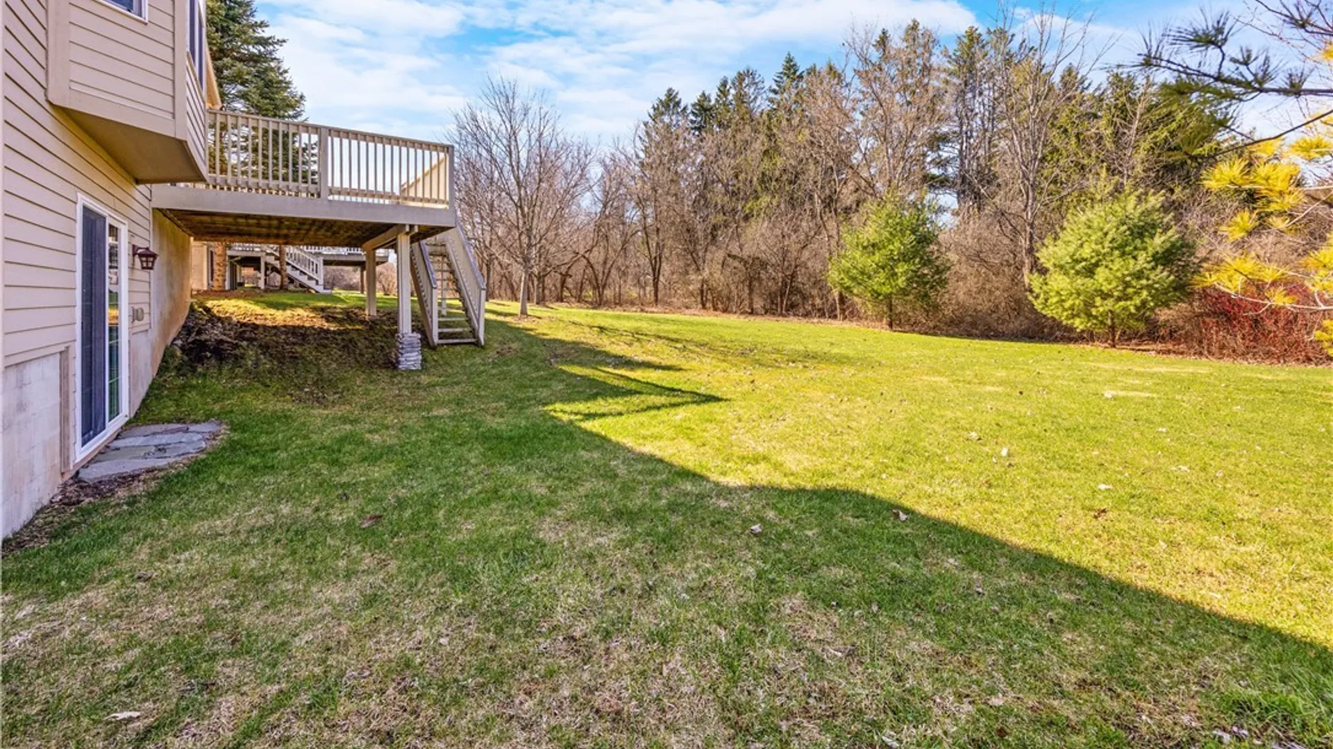 Property at 2 Village Drive, Cazenovia, NY 13035 29