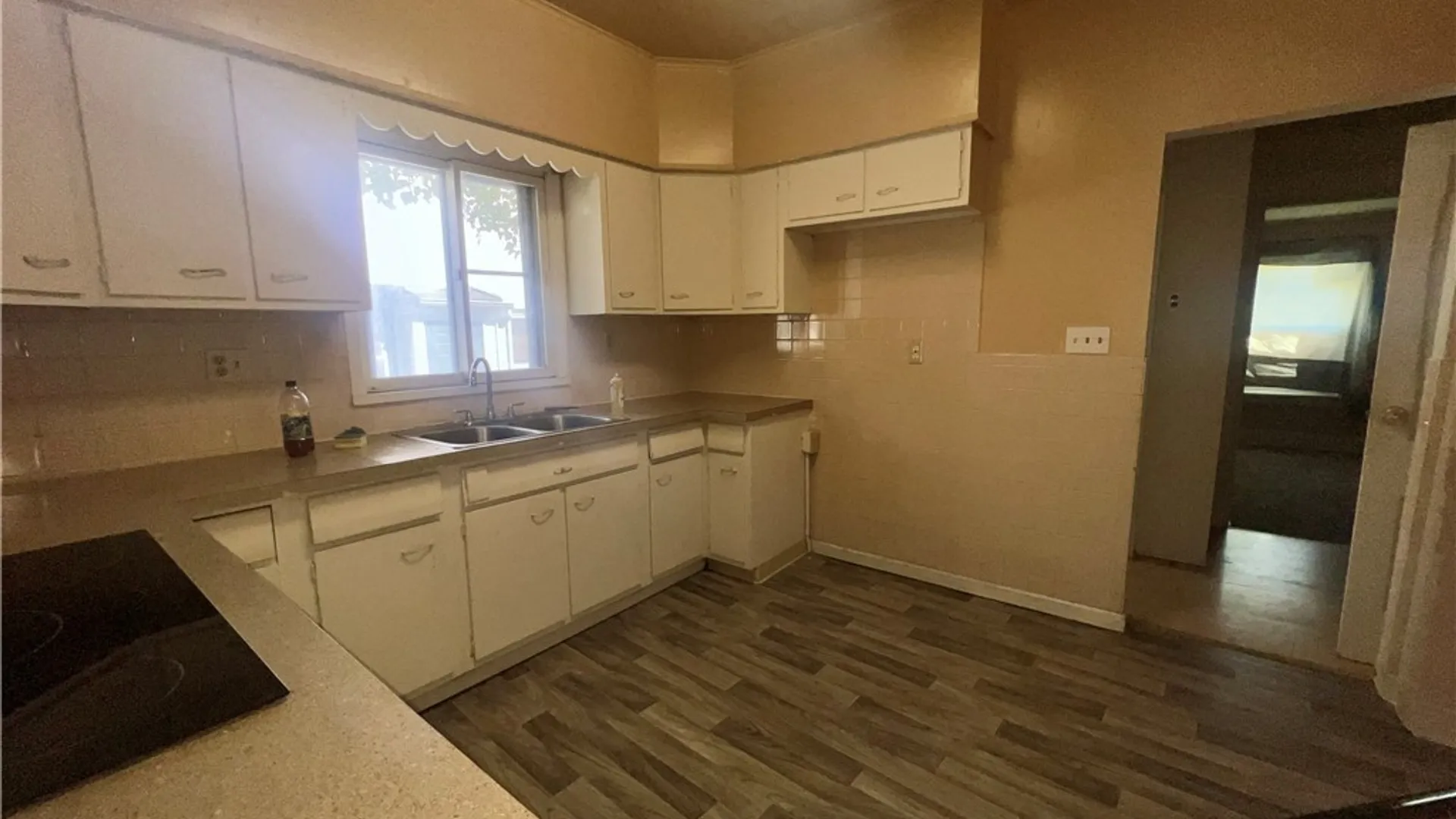 Property at 1611 Linwood Avenue, Niagara Falls, NY 14305 15