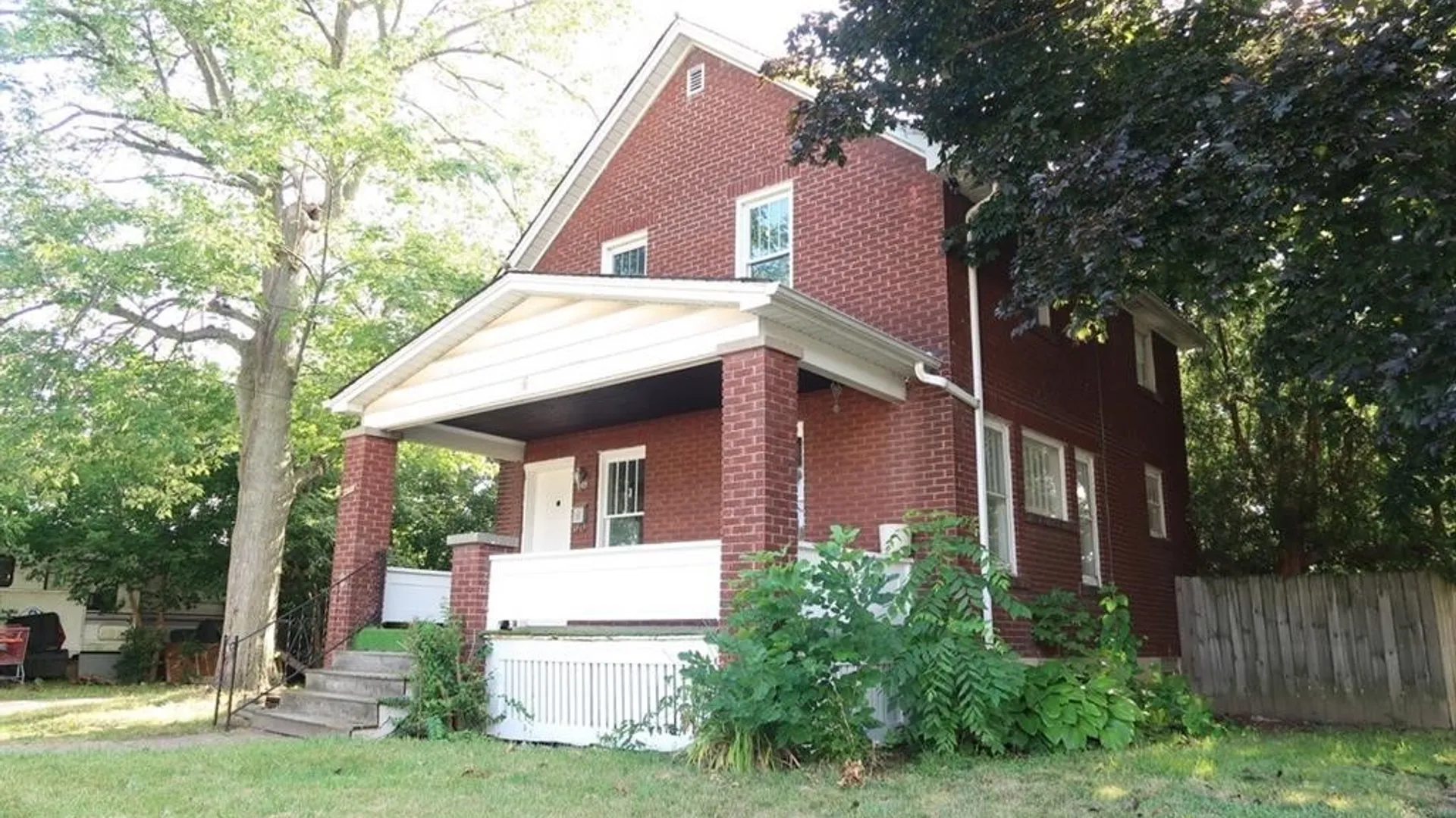 Property at 260 70th Street, Niagara Falls, NY 14304 2