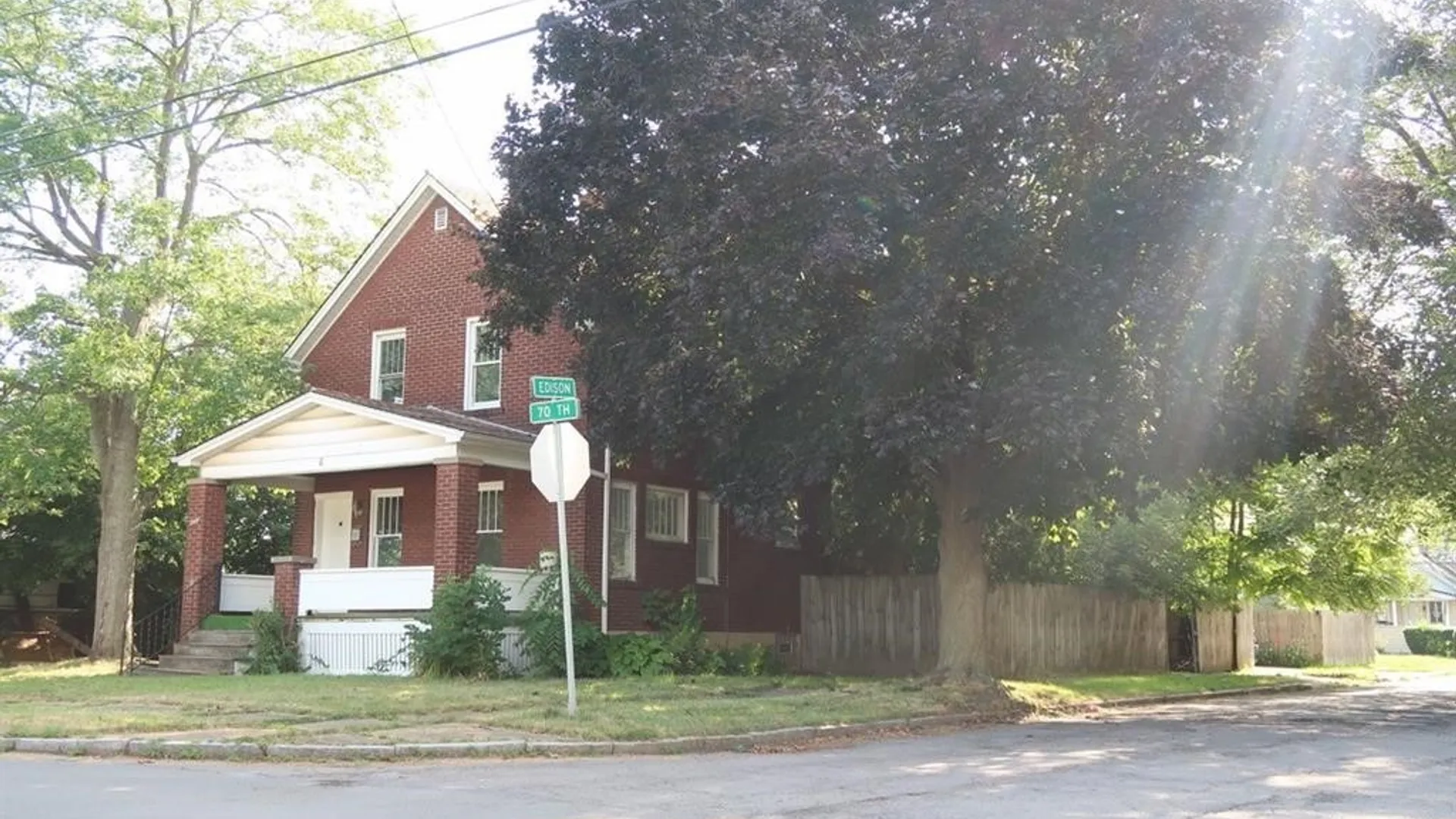 Property at 260 70th Street, Niagara Falls, NY 14304 3