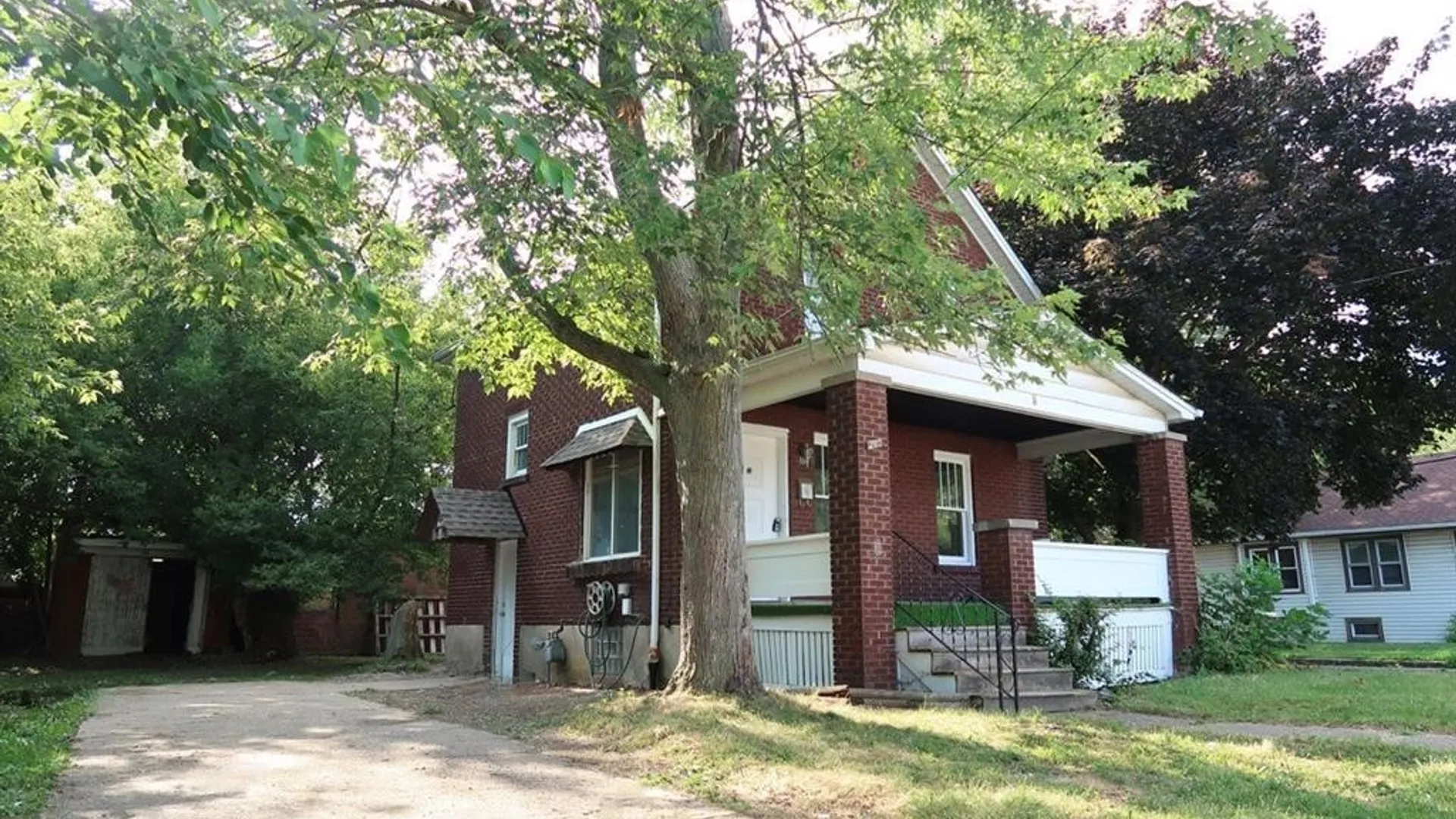 Property at 260 70th Street, Niagara Falls, NY 14304 4