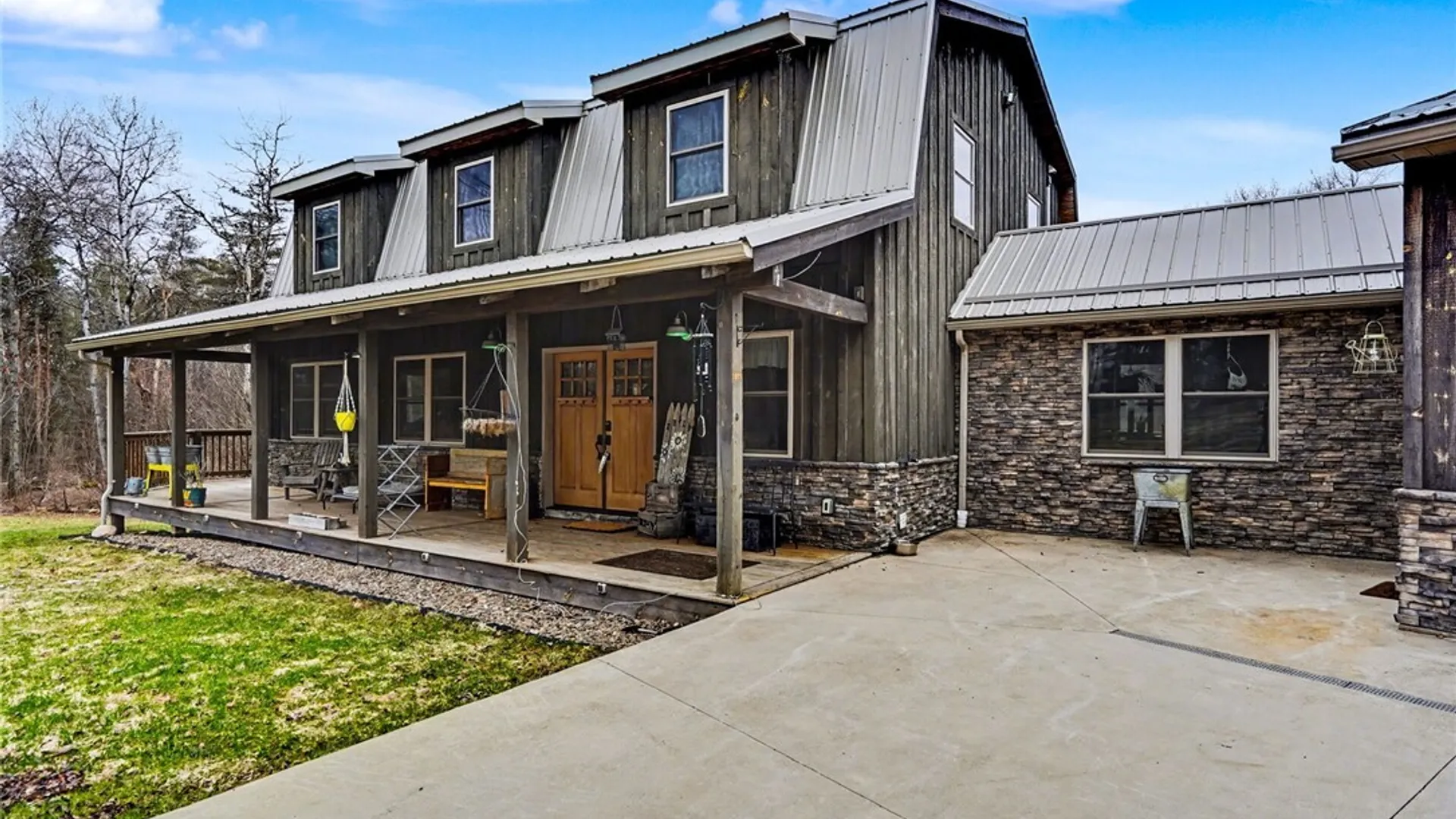 Property at 4474 Townline Road, Yorkshire, NY 14042 3