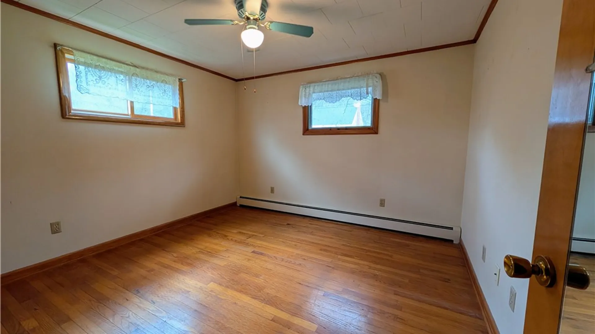 Property at 43 Chamberlain Avenue, Bradford City, PA 16701 19