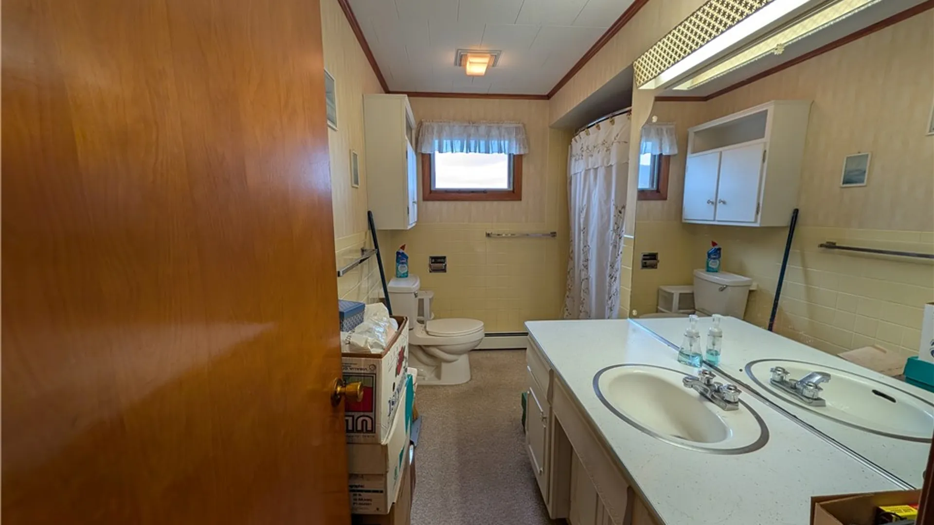 Property at 43 Chamberlain Avenue, Bradford City, PA 16701 21