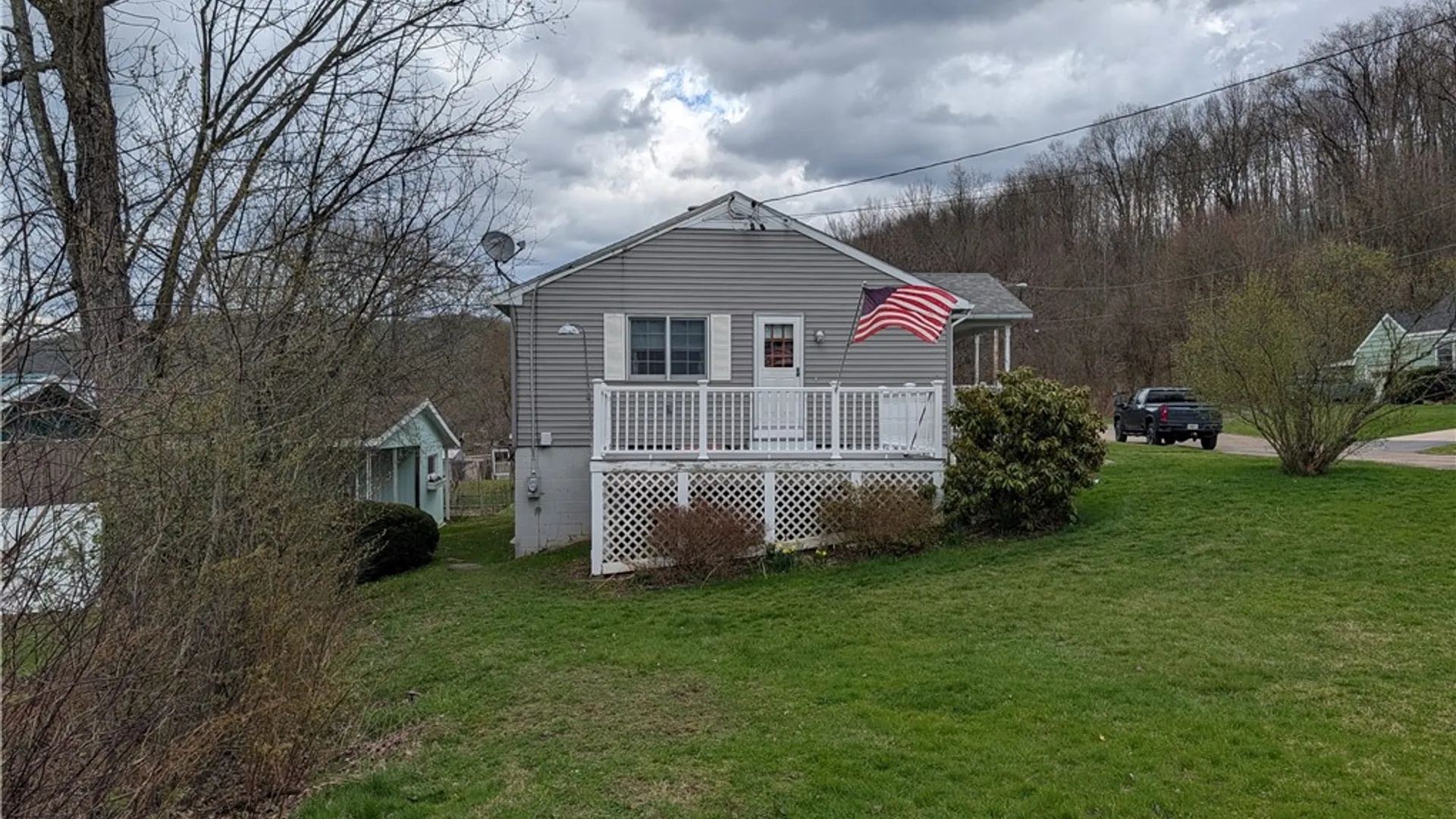 Property at 43 Chamberlain Avenue, Bradford City, PA 16701 3