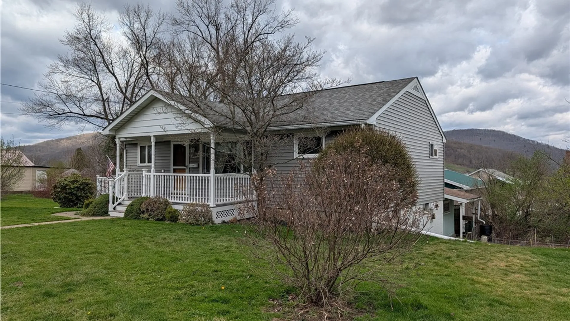 Property at 43 Chamberlain Avenue, Bradford City, PA 16701 8