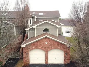 Property at 10 Mountain Ash Trl, Webster, NY 14580