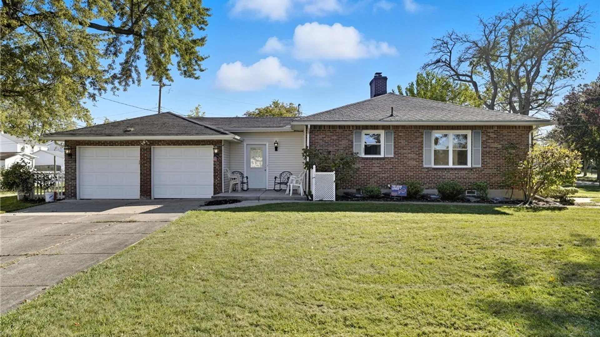 Property at 131 Colvinhurst Drive, Tonawanda, NY 14223 4