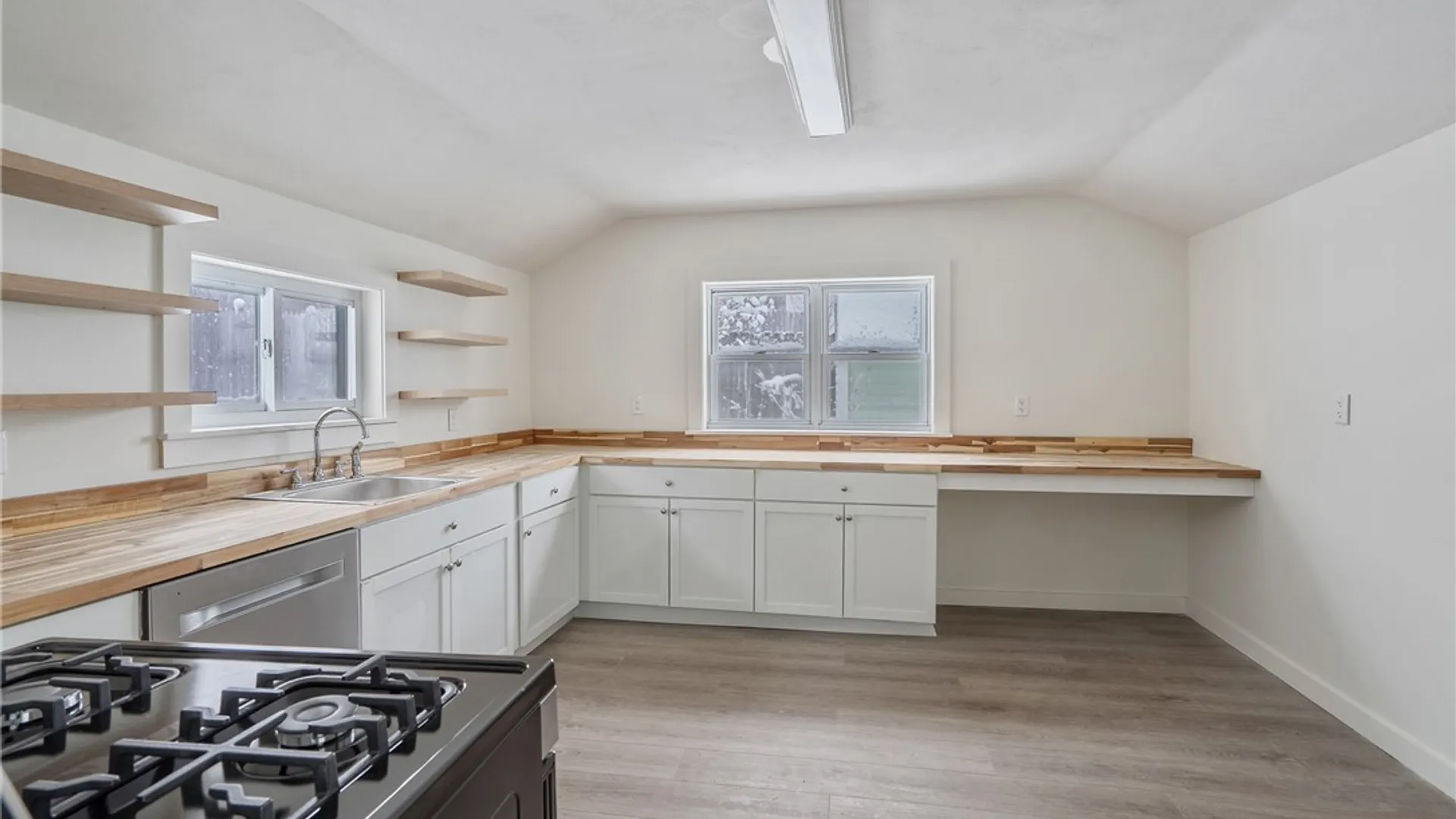 Property at 207 2nd Street, Oswego, NY 13126 10