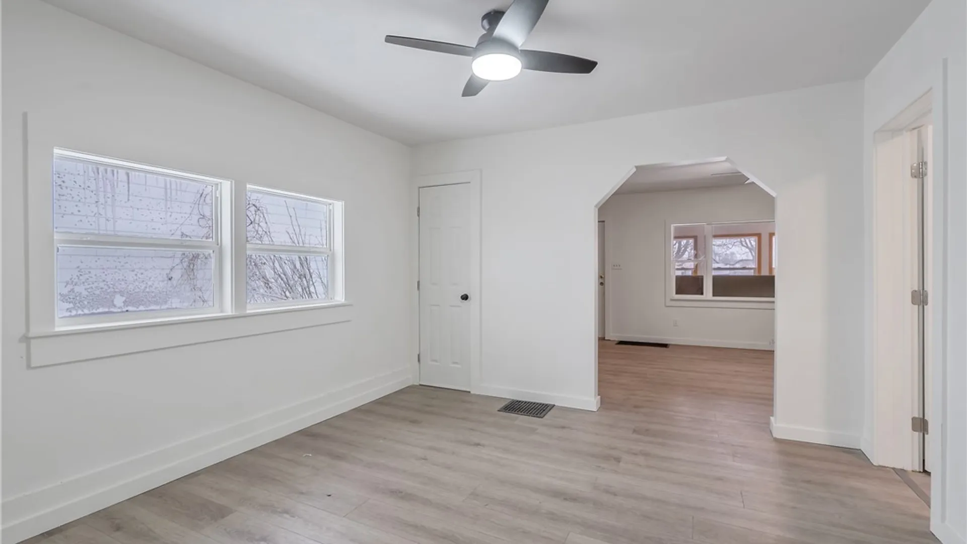 Property at 207 2nd Street, Oswego, NY 13126 9