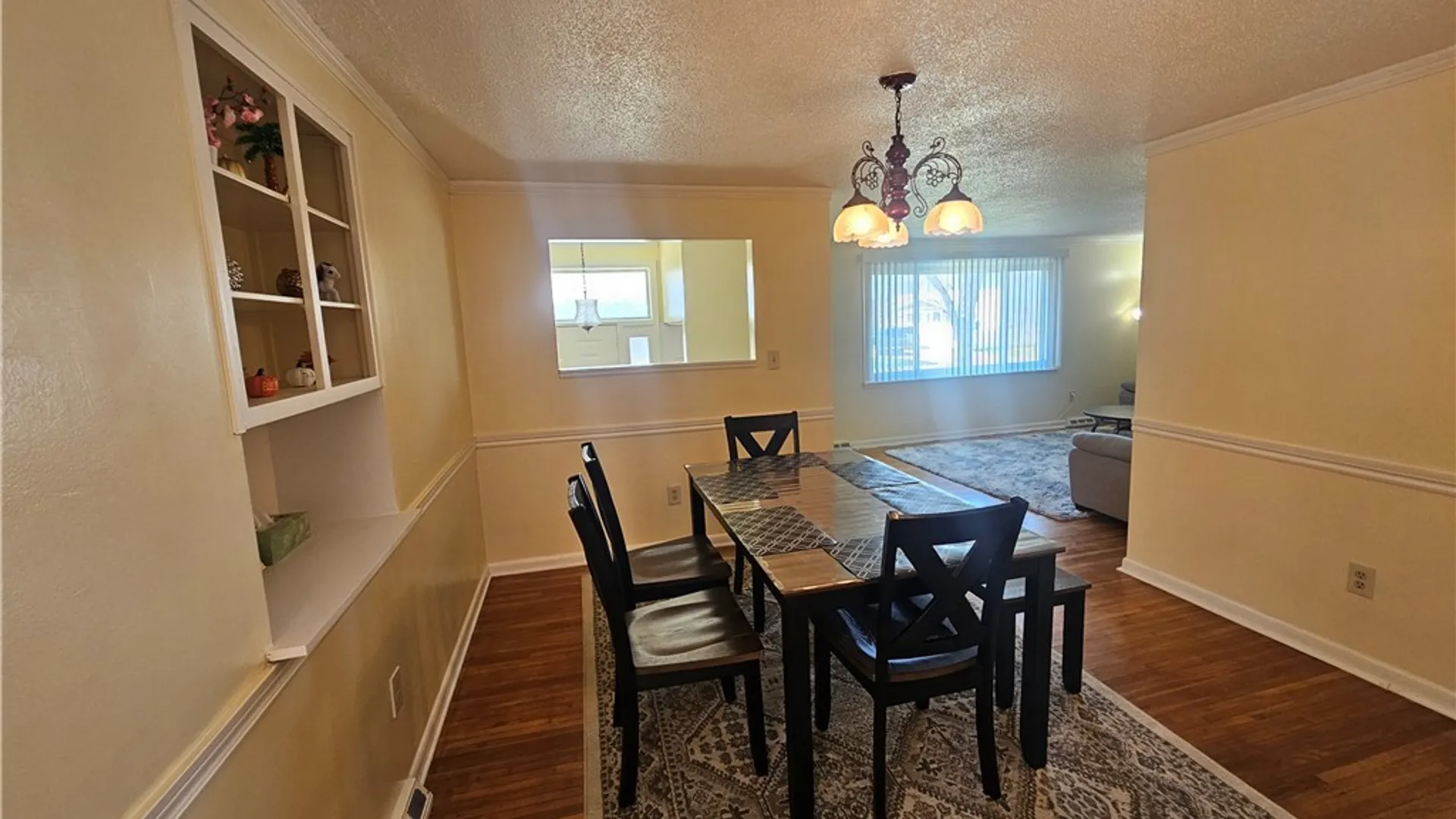 Property at 85 Fairoaks Lane, Cheektowaga, NY 14227 8