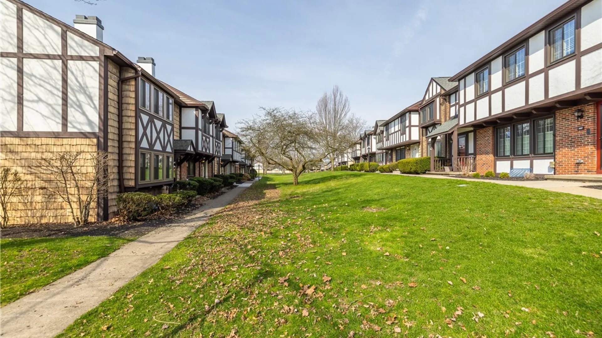 Property at 143 New Wickham Drive, Penfield, NY 14526 44