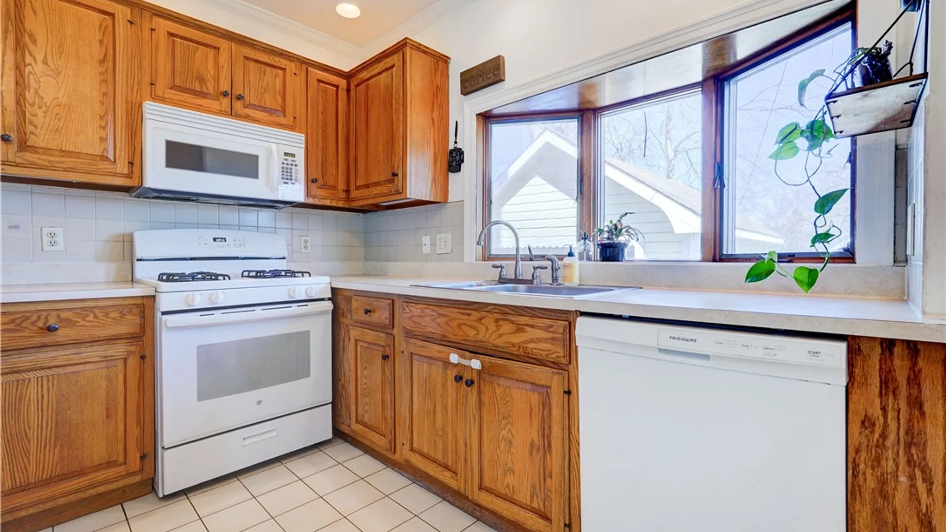 Property at 134 Wyndham Road, Rochester, NY 14612 12