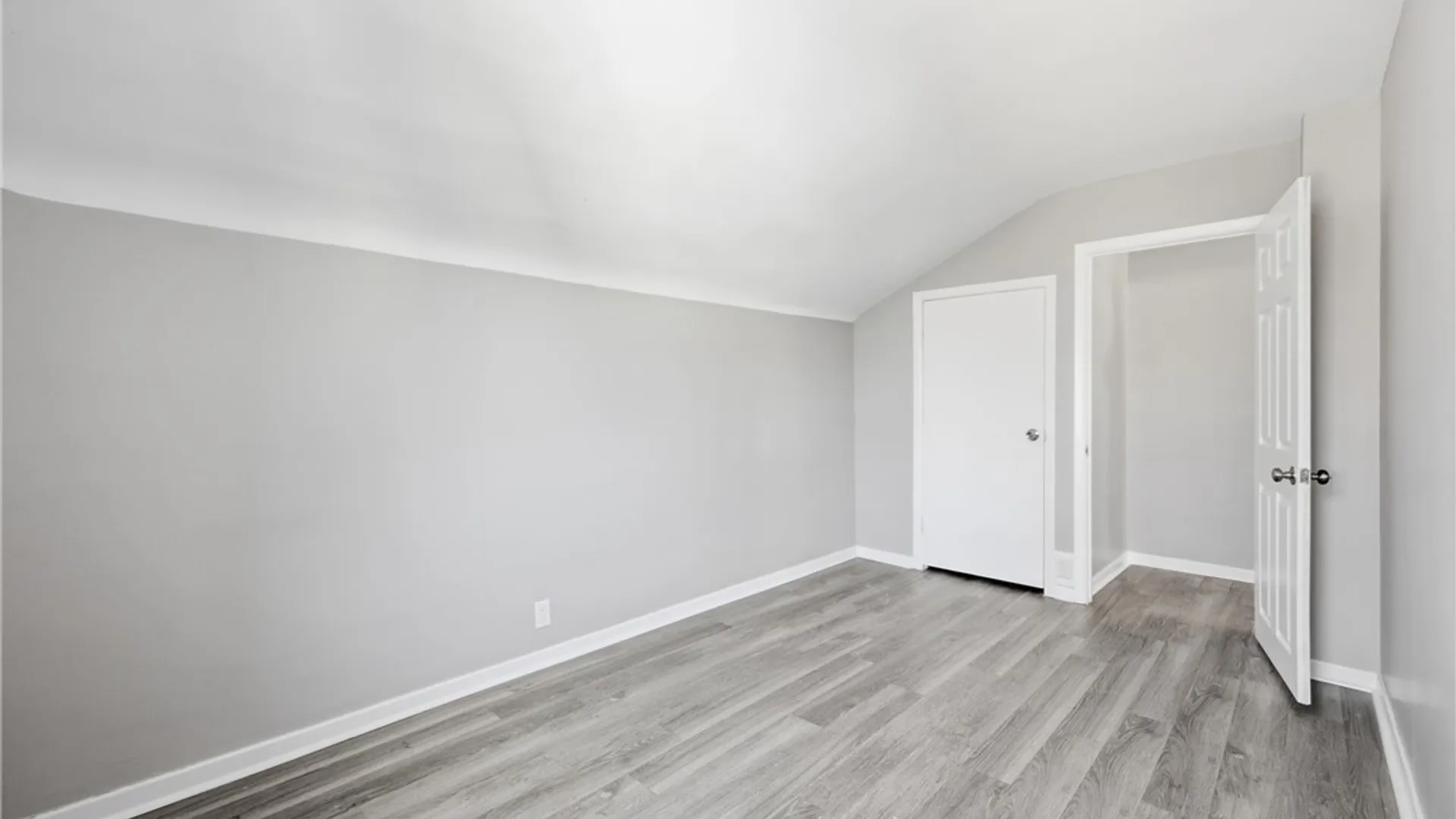Property at 130 Hertel Avenue, Buffalo, NY 14207 31