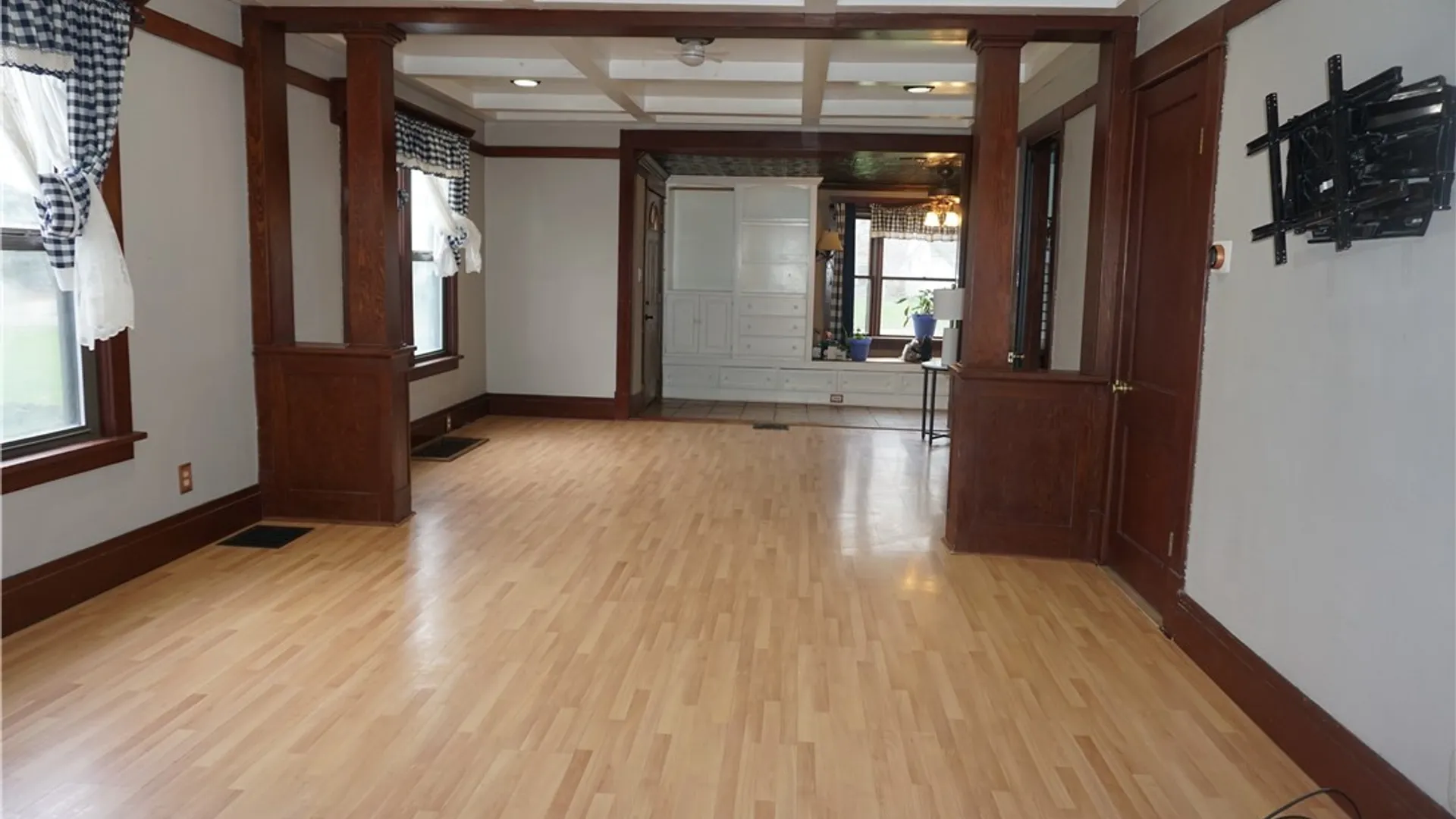 Property at 4835 Harlem Road, Amherst, NY 14226 11