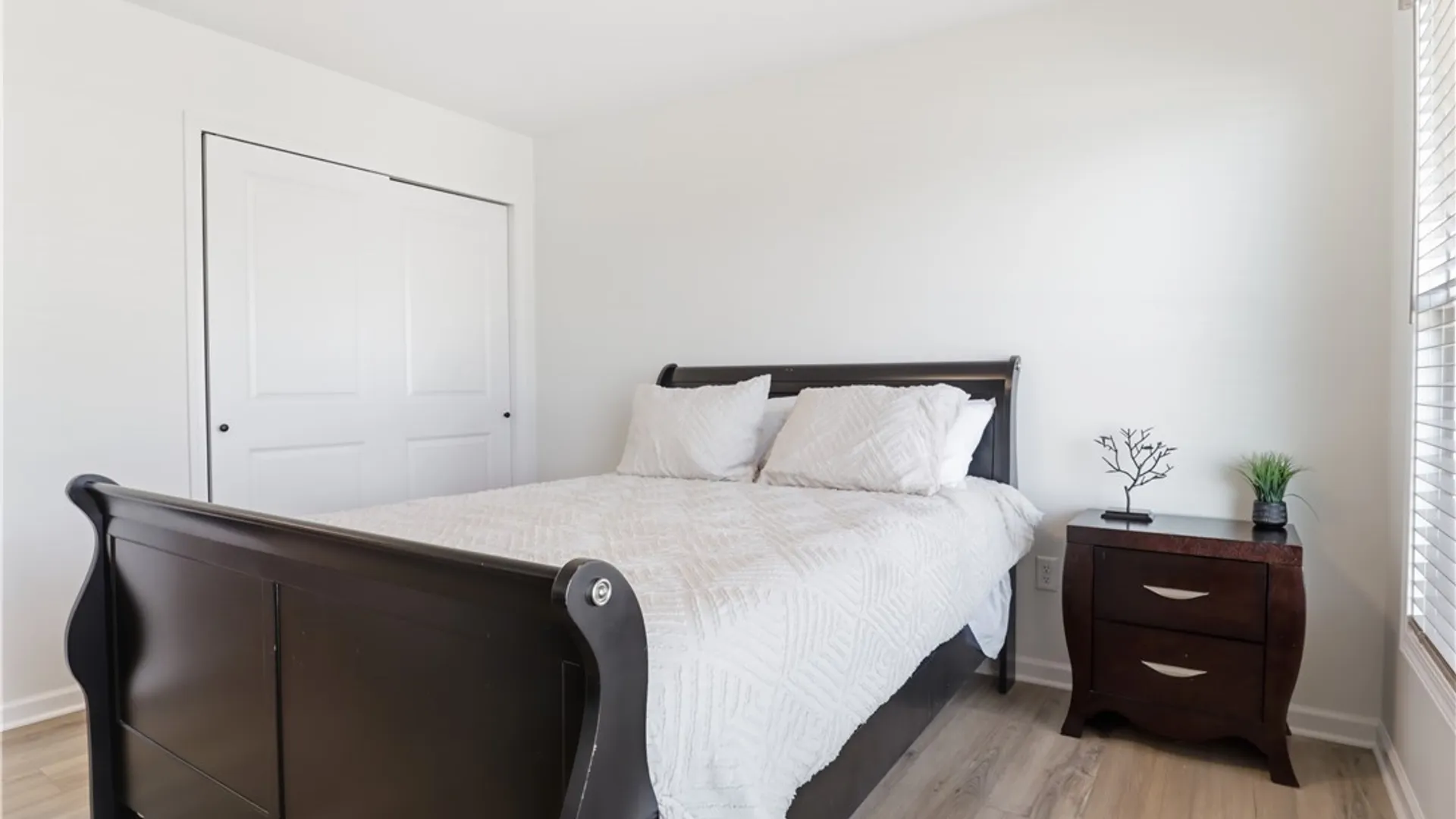 Property at 237 Rachel Vincent, Buffalo, NY 14216 28
