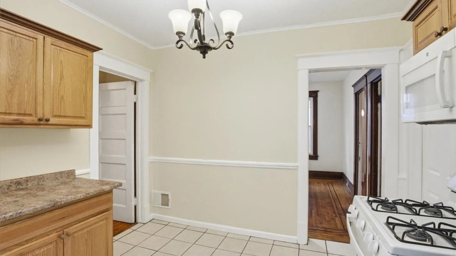 Property at 940 Lafayette Avenue, Buffalo, NY 14209 11