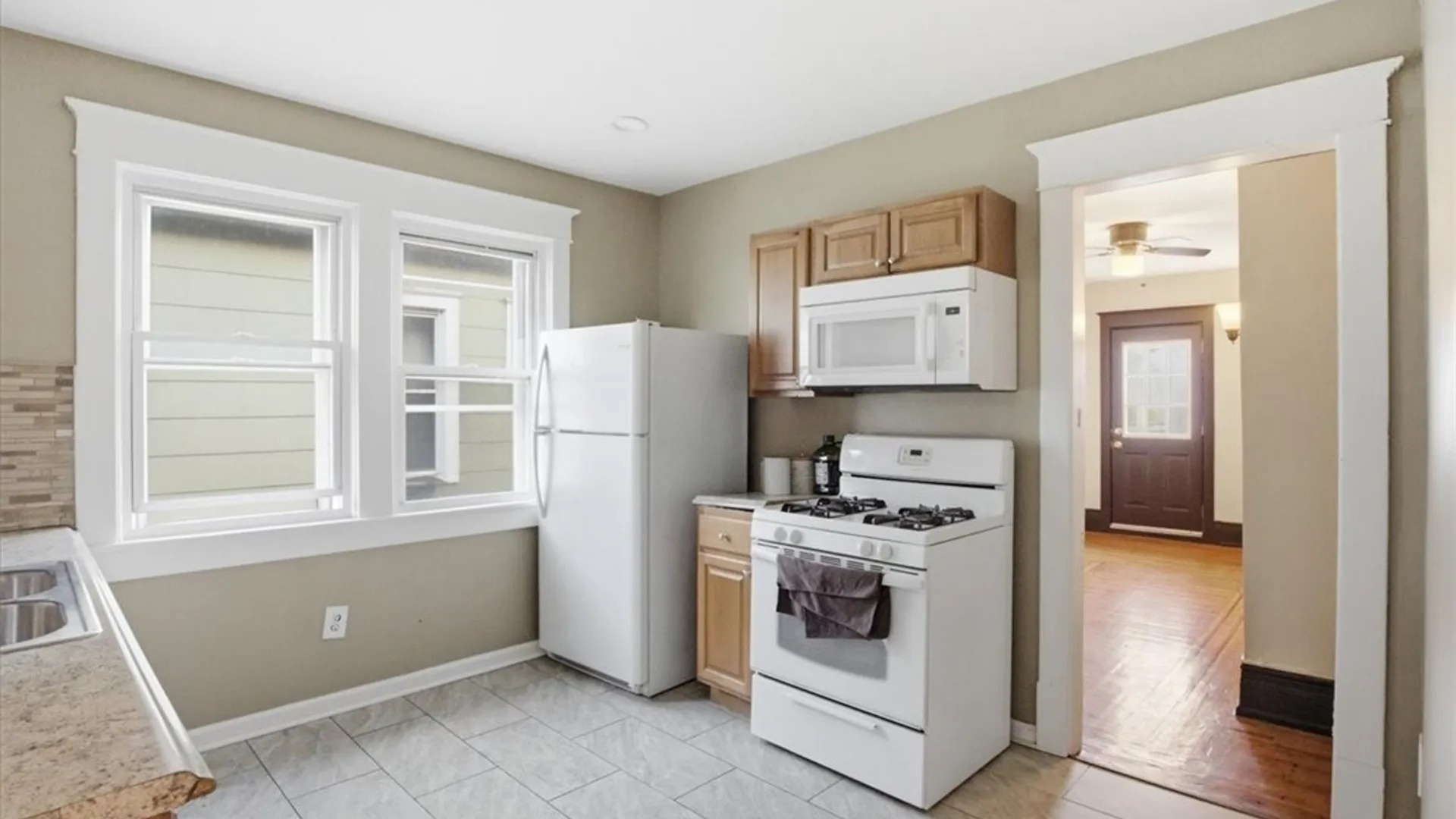 Property at 940 Lafayette Avenue, Buffalo, NY 14209 25