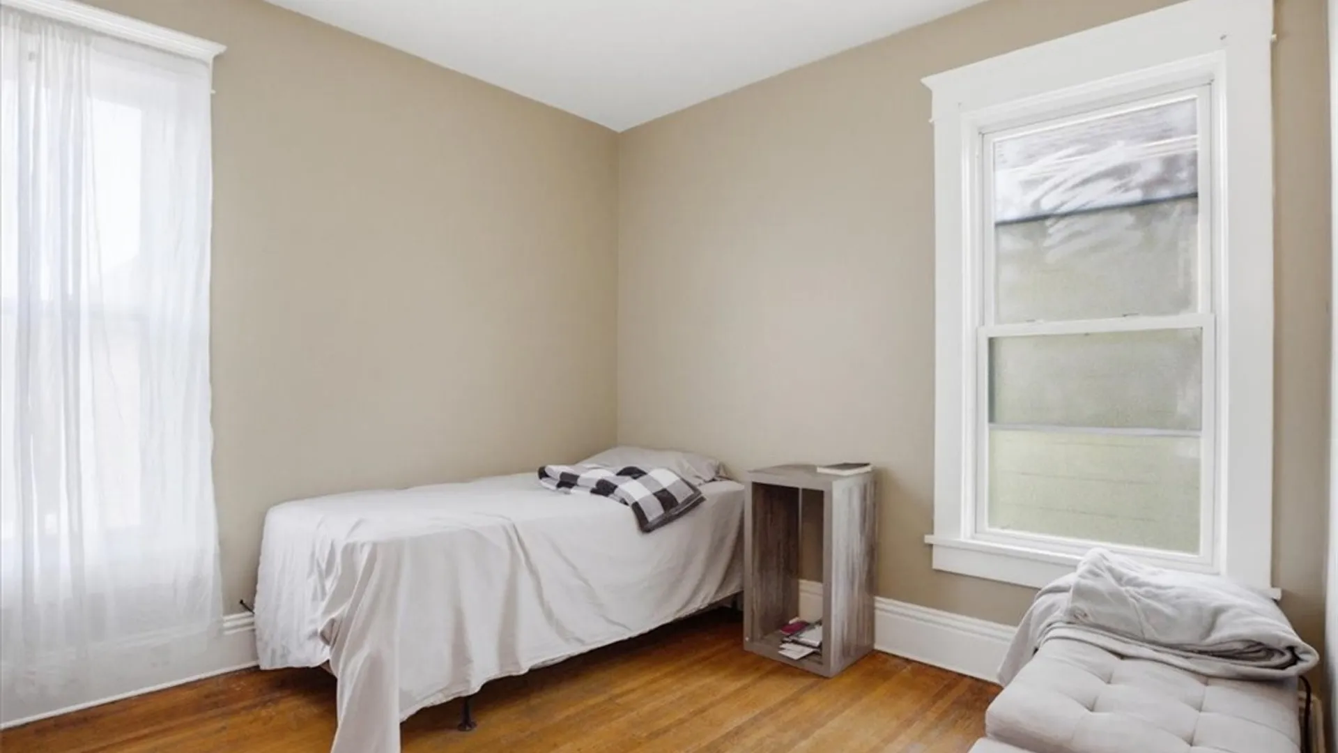 Property at 940 Lafayette Avenue, Buffalo, NY 14209 34