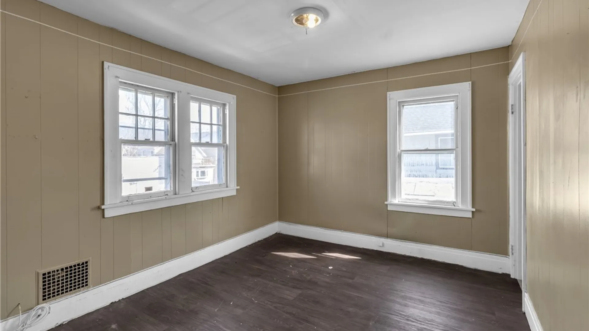 Property at 2143 Niagara Street, Buffalo, NY 14207 15