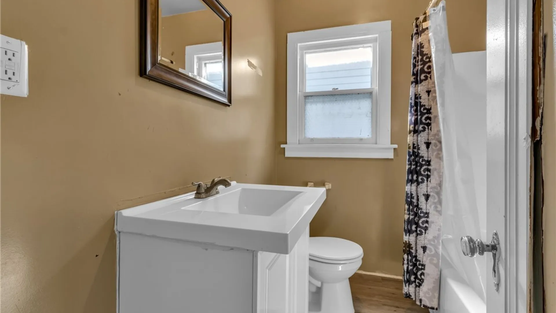 Property at 2143 Niagara Street, Buffalo, NY 14207 22