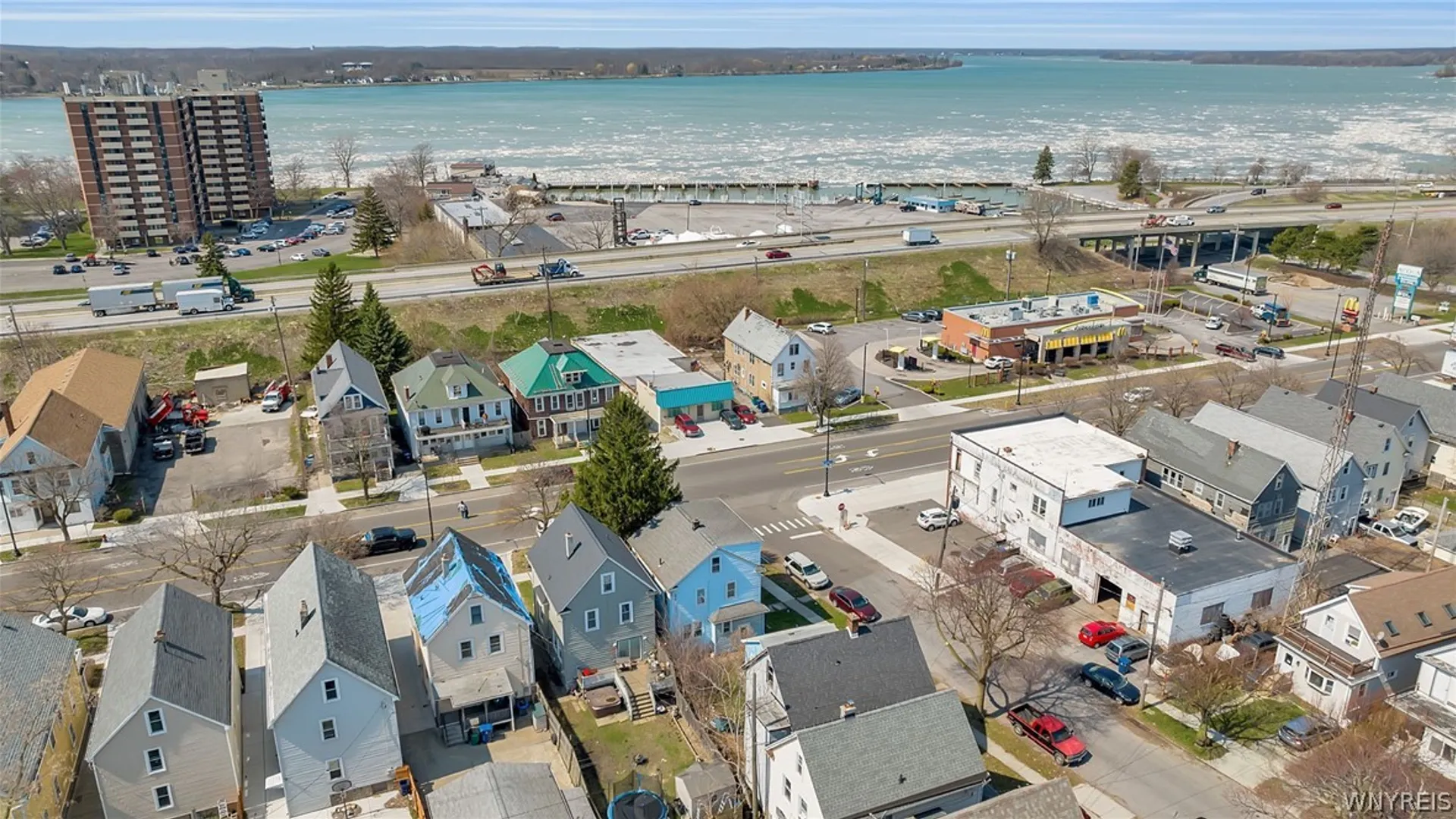 Property at 2143 Niagara Street, Buffalo, NY 14207 44