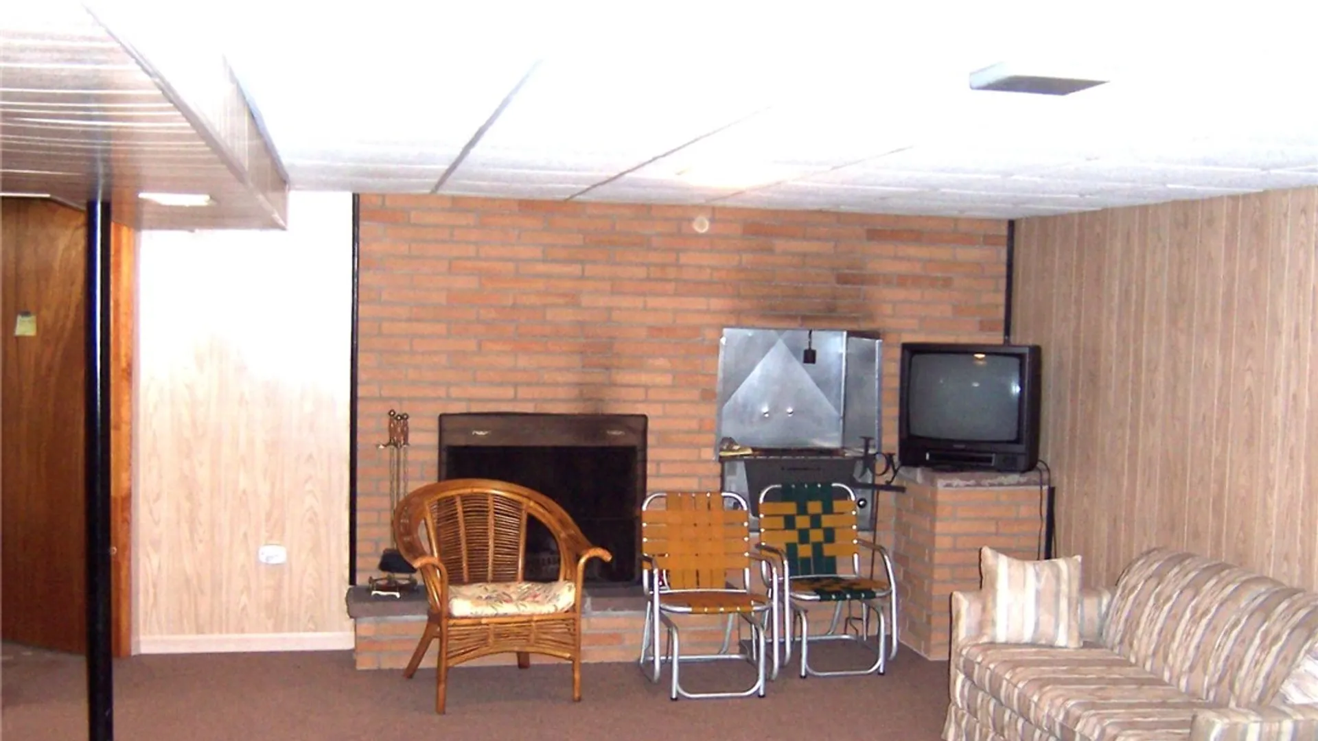 Property at 4 Meadowbrook Drive, Albion, NY 14411 20