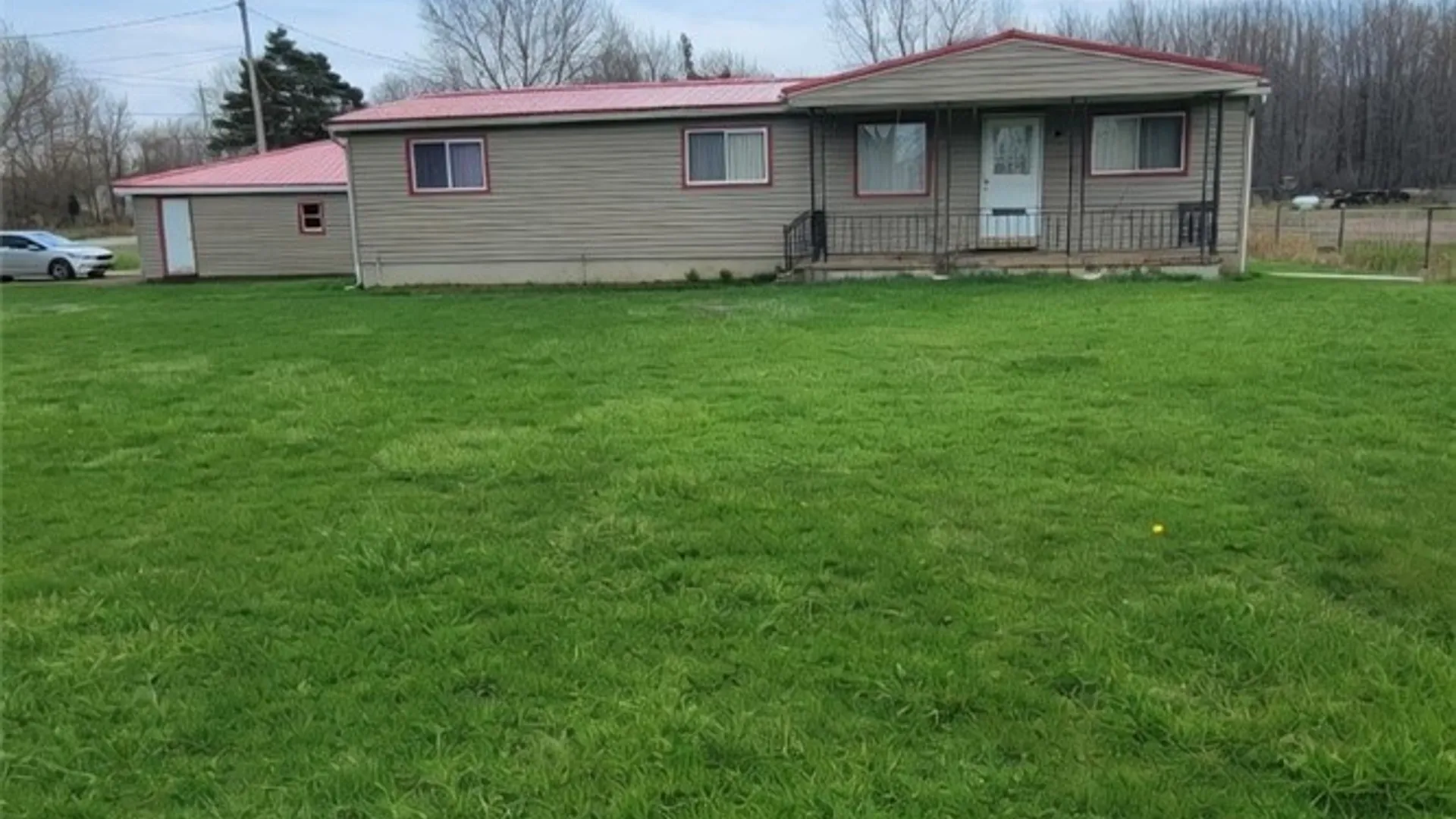 Property at 11315 Farmingdale Road, Sheridan, NY 14048 2