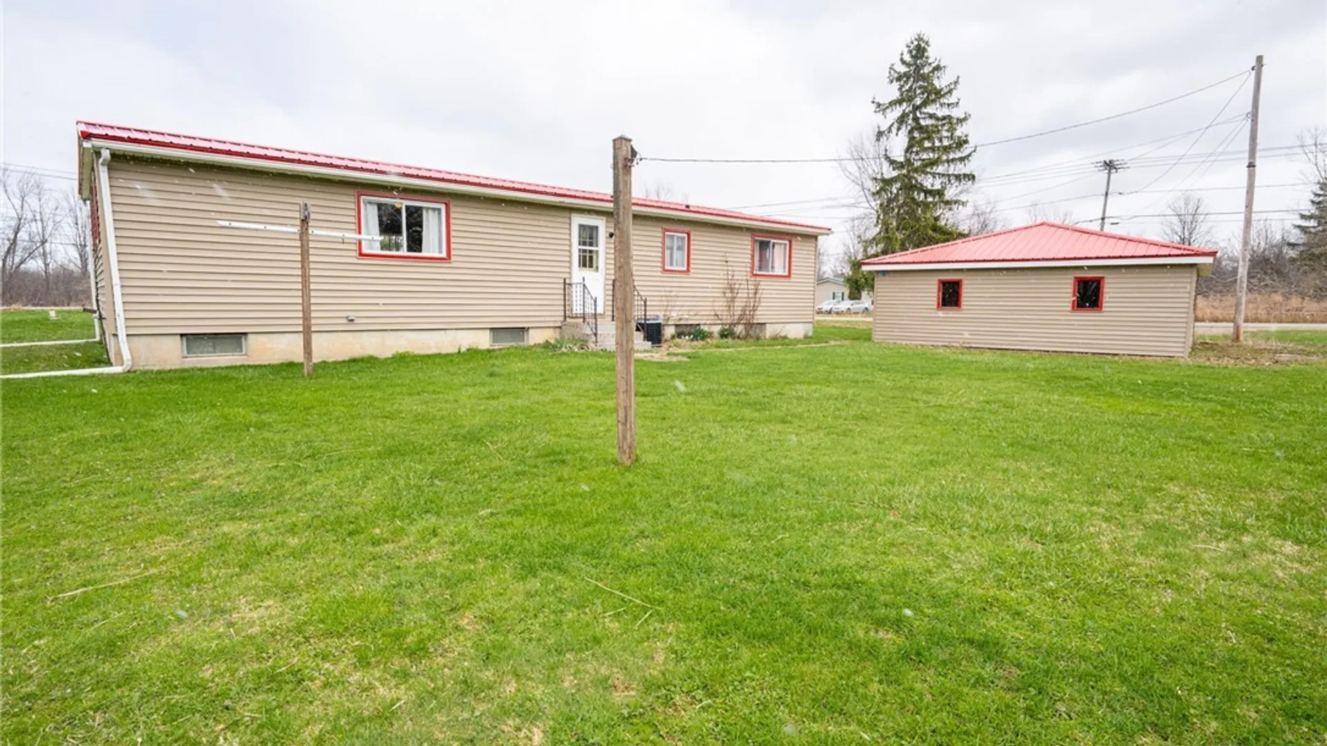 Property at 11315 Farmingdale Road, Sheridan, NY 14048 44