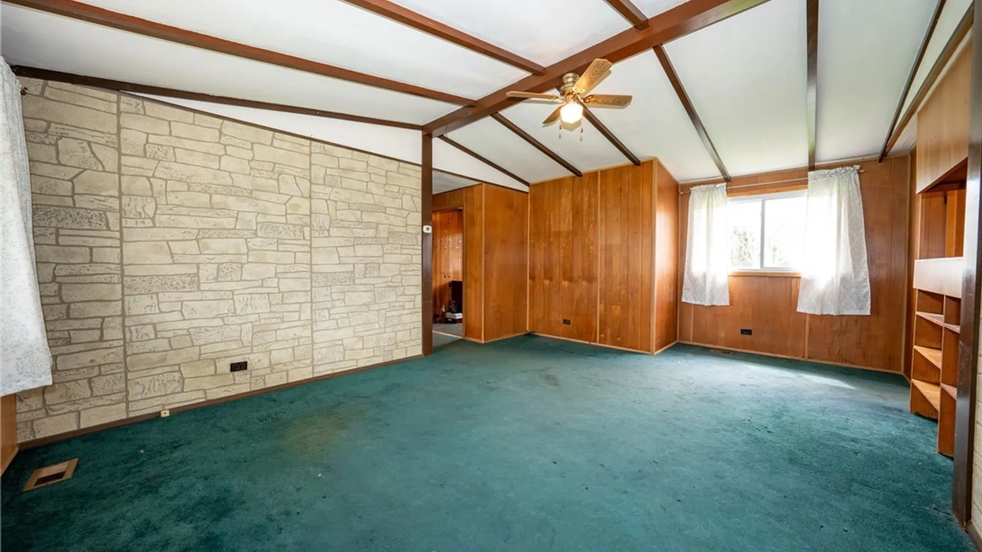 Property at 11315 Farmingdale Road, Sheridan, NY 14048 6