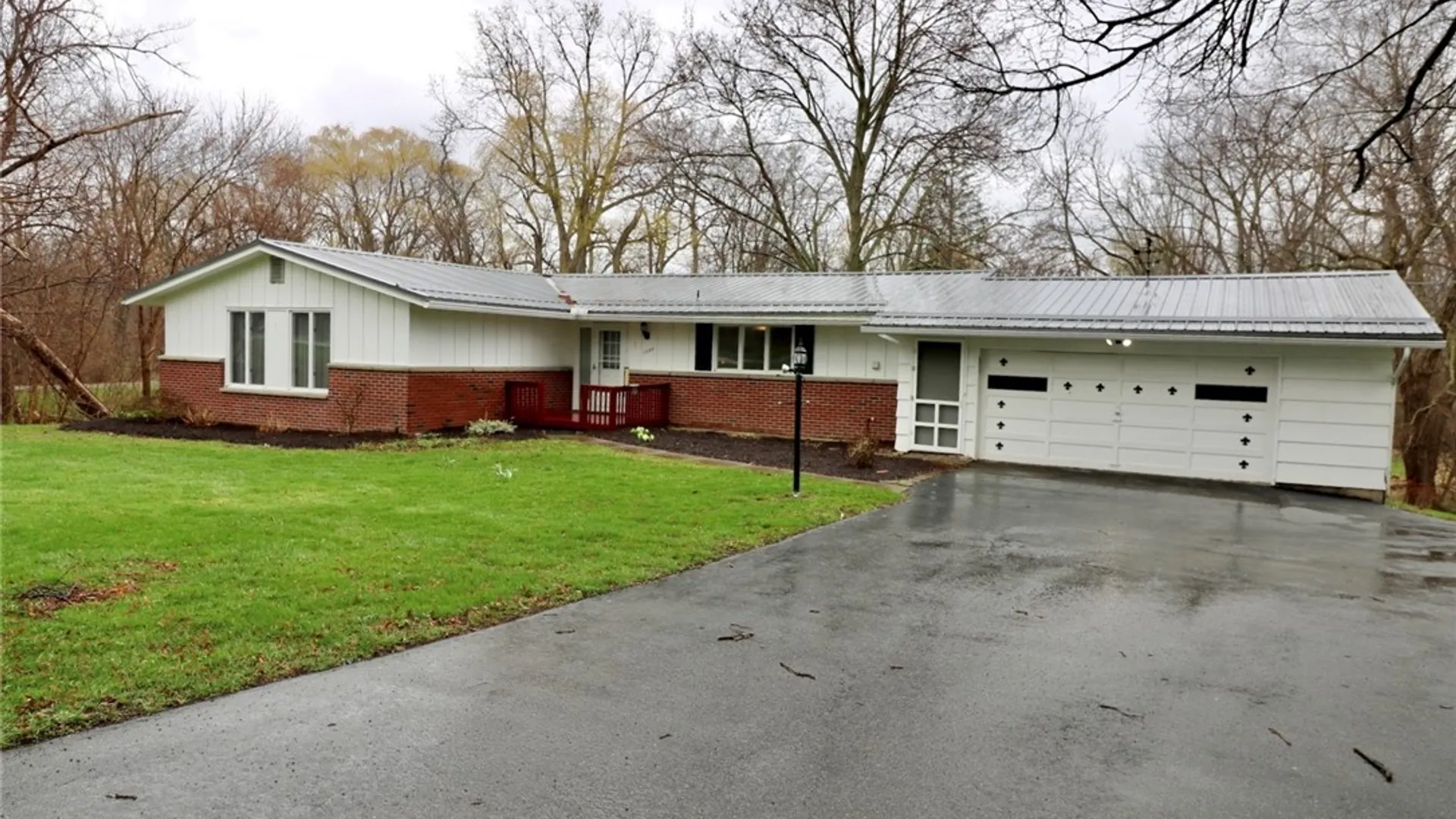 Property at 1289 West Avenue, Parma, NY 14468 2
