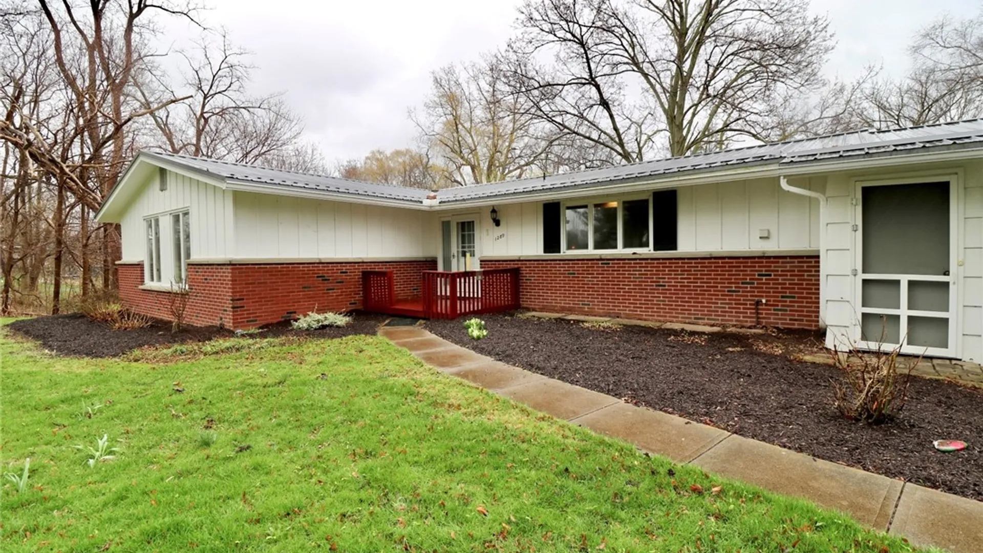 Property at 1289 West Avenue, Parma, NY 14468 3